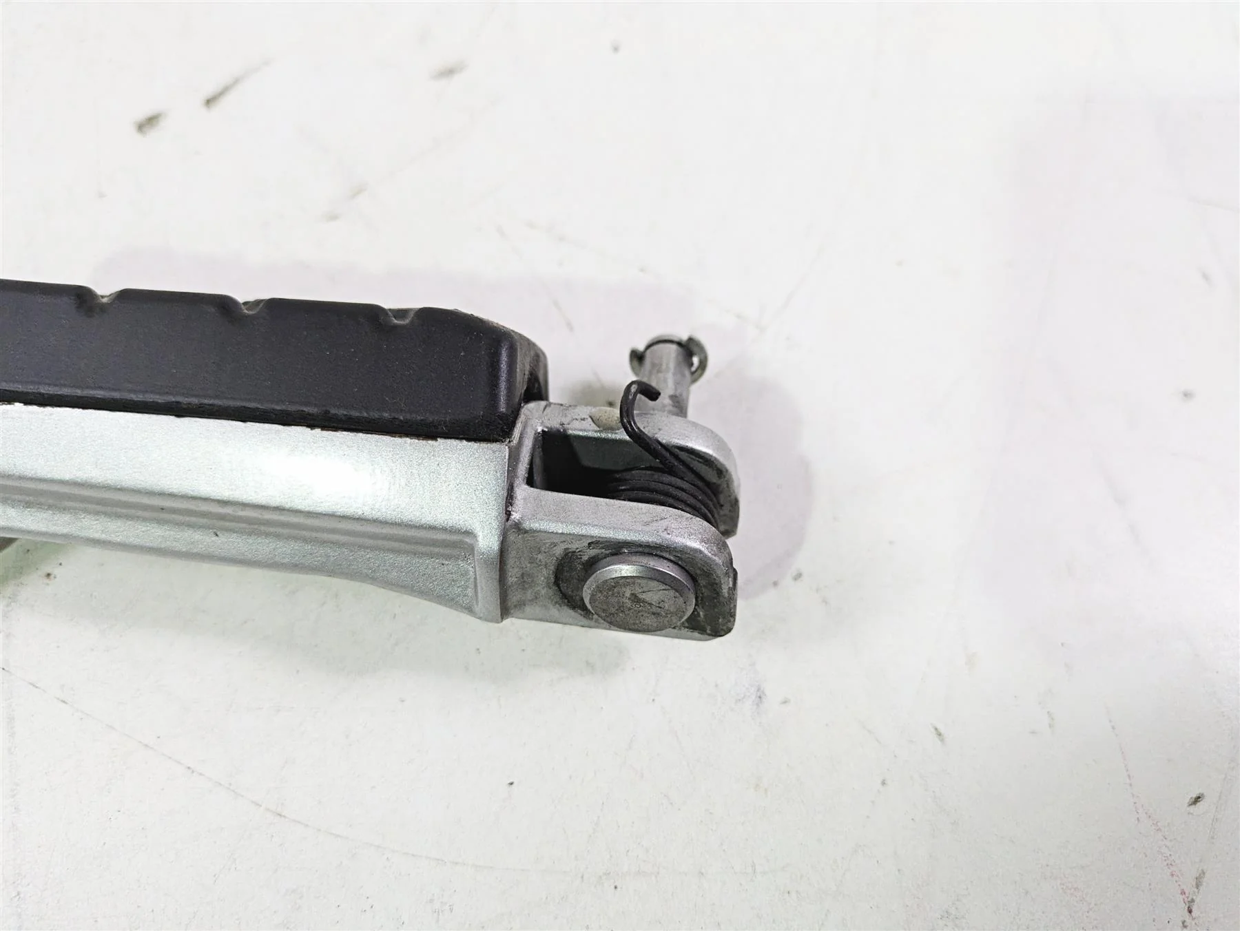 2023 BMW G310R K03 Front Rider Foot Peg Rest Set 46718553971 46718553972 - Image 4