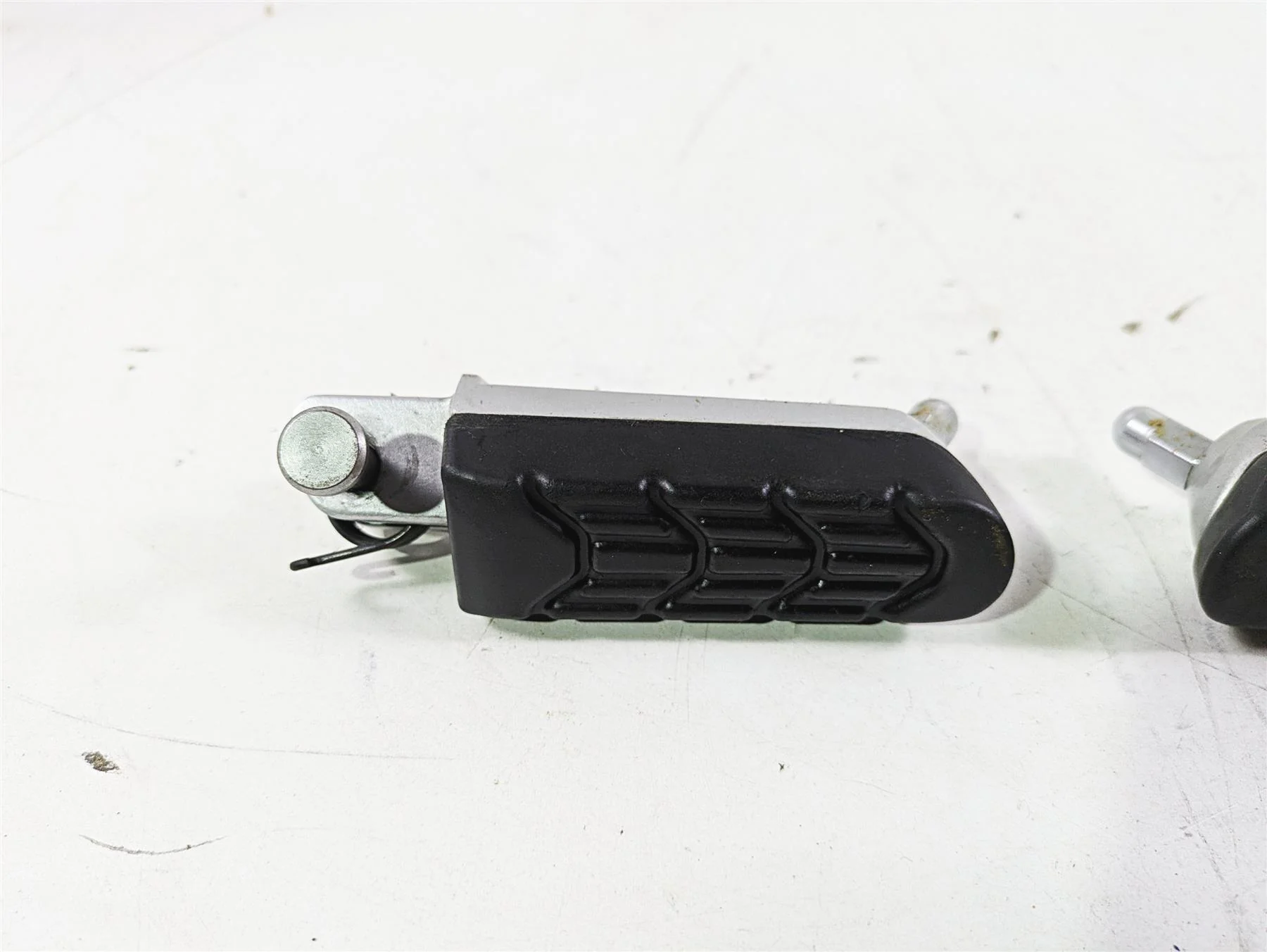 2023 BMW G310R K03 Front Rider Foot Peg Rest Set 46718553971 46718553972 - Image 7