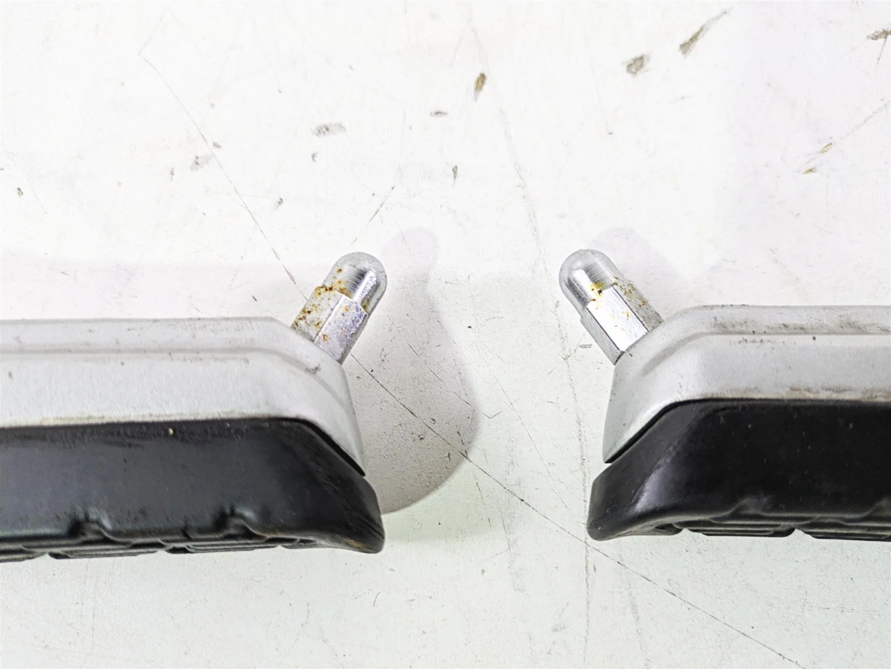 2023 BMW G310R K03 Front Rider Foot Peg Rest Set 46718553971 46718553972 - Image 8