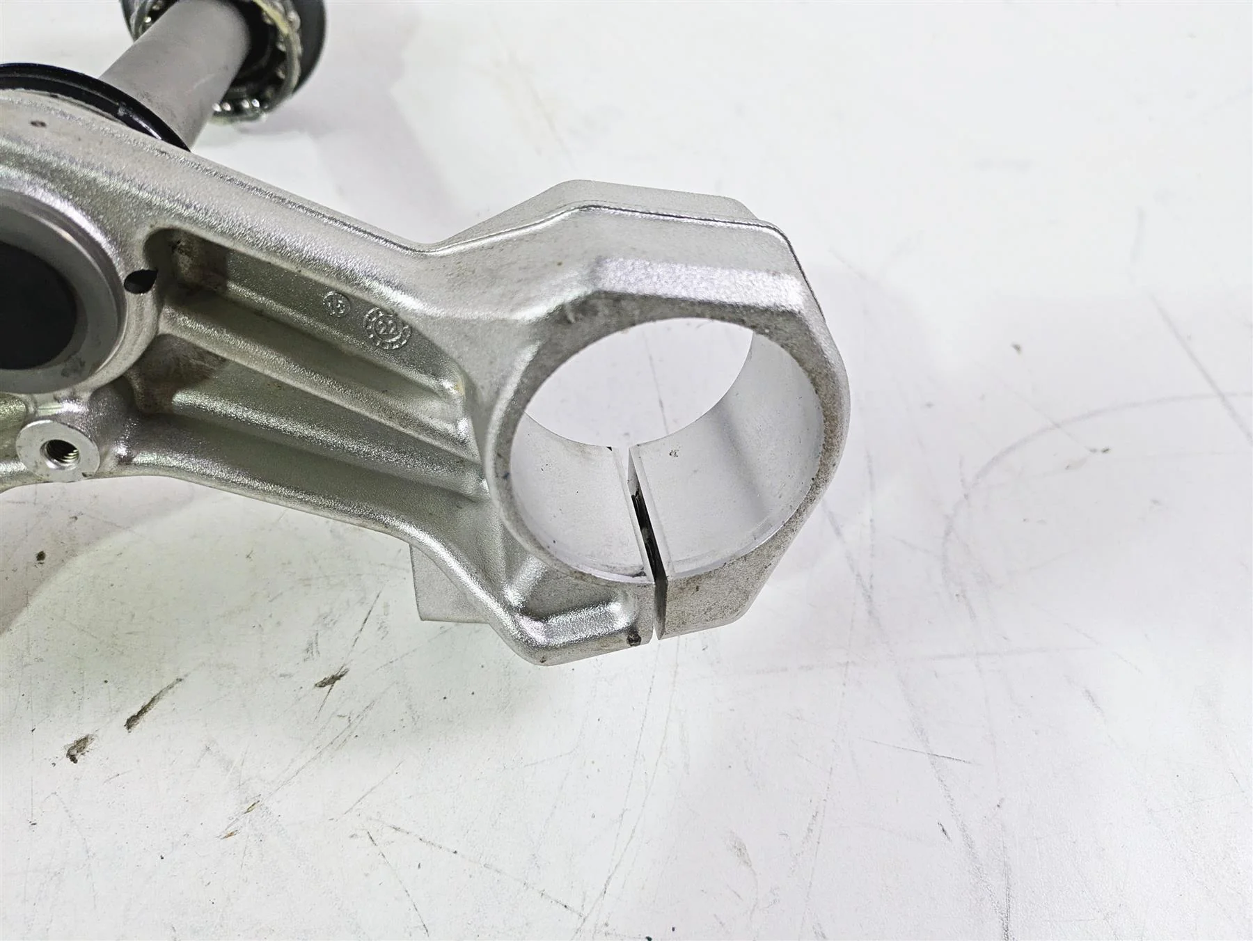 2023 BMW G310R K03 Lower Triple Tree Steering Clamp 31428557754 - Image 10