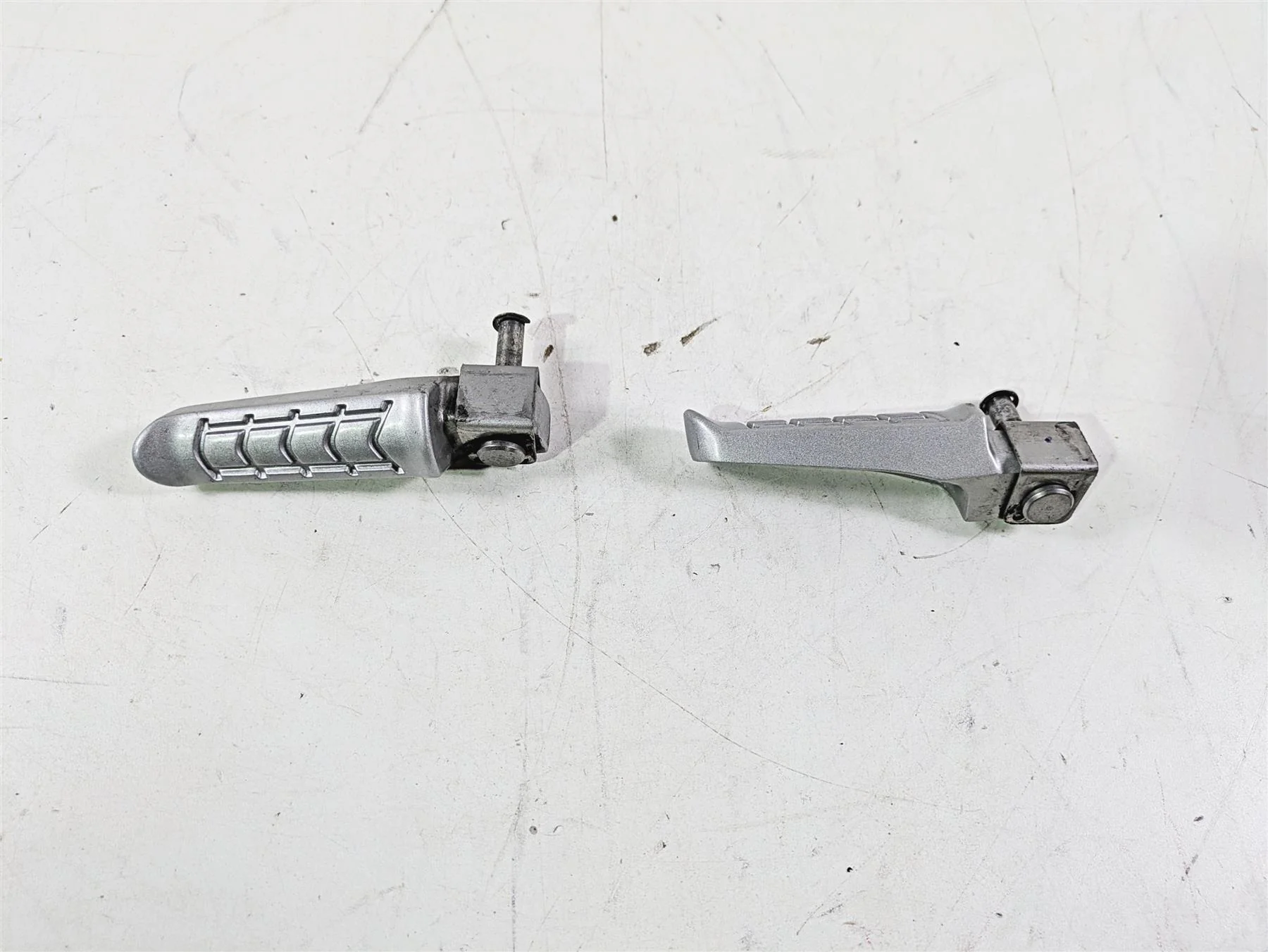 2023 BMW G310R K03 Rear Passenger Footpegs  46718553973 46718553974