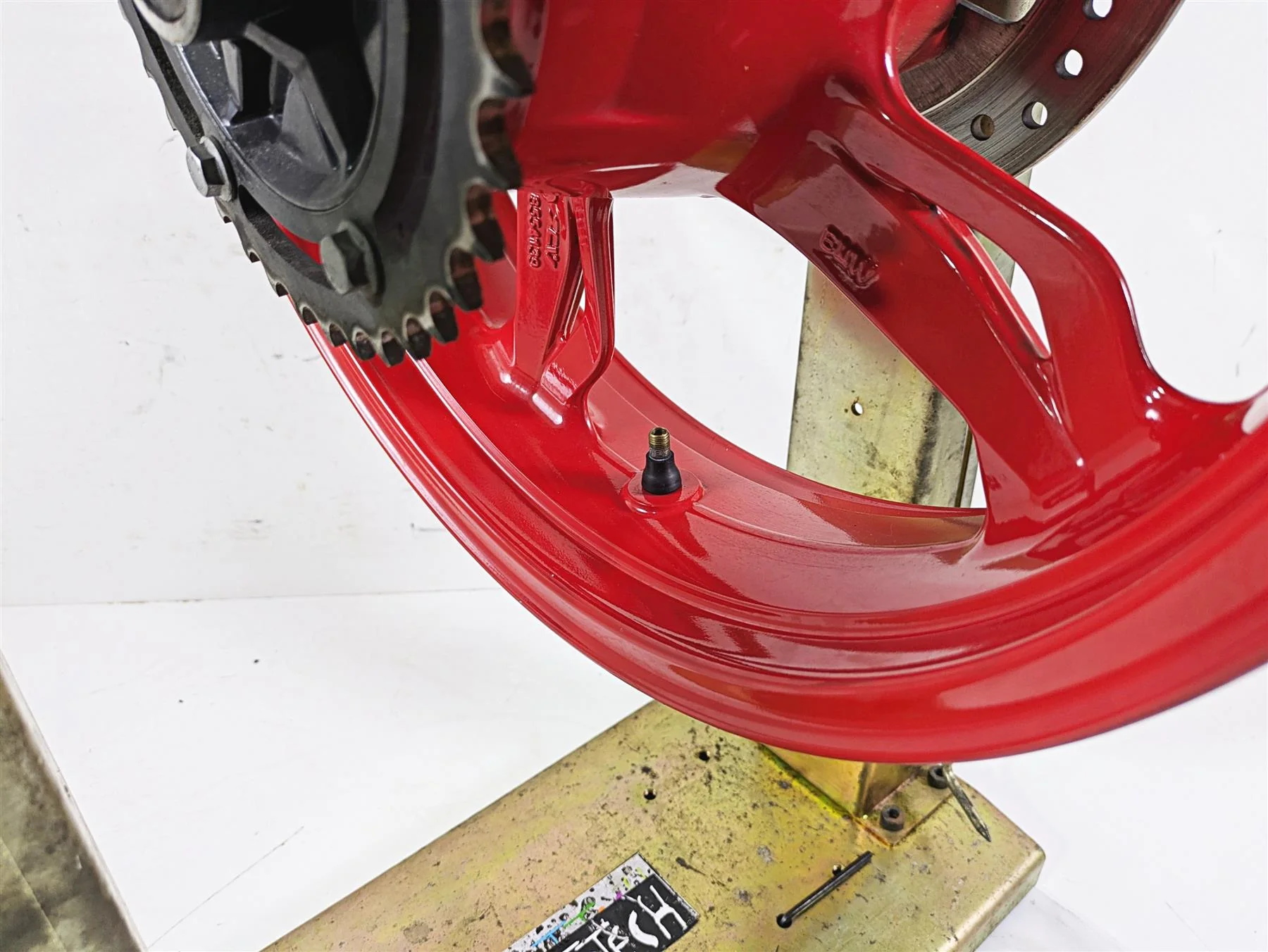 2023 BMW G310R K03 Straight Red Rear Wheel Rim 17x4 36311542861 - Image 12