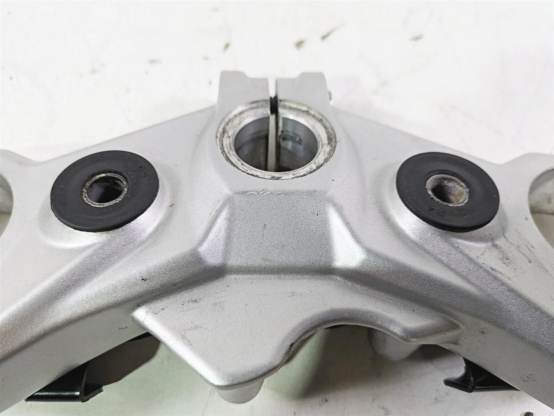 2023 BMW G310R K03 Upper Triple Tree Steering Clamp 31428554115 - Image 7