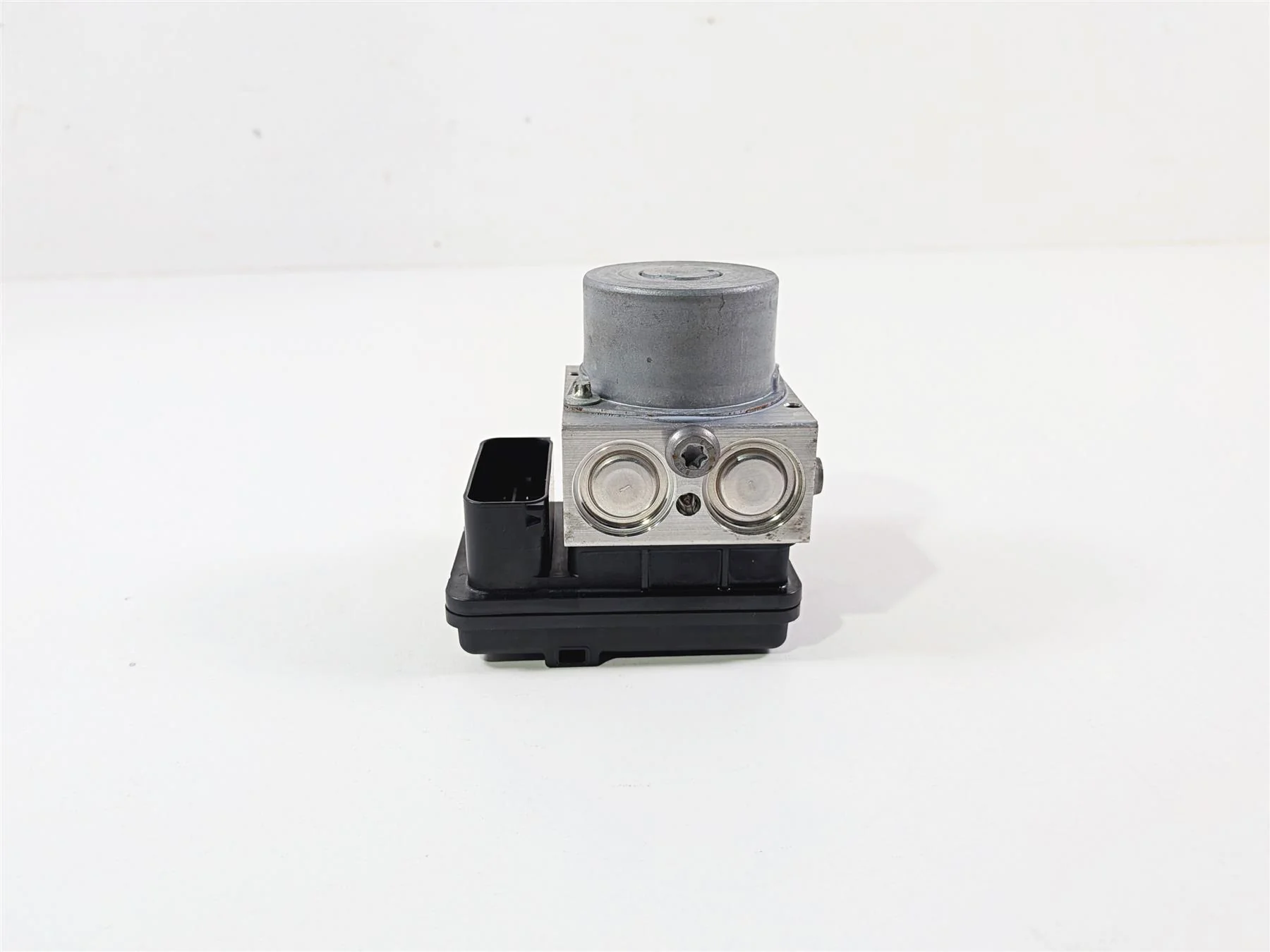 2023 BMW R nineT Scrambler K23 Abs Brake Pump Control Module 34518393178 - Image 6