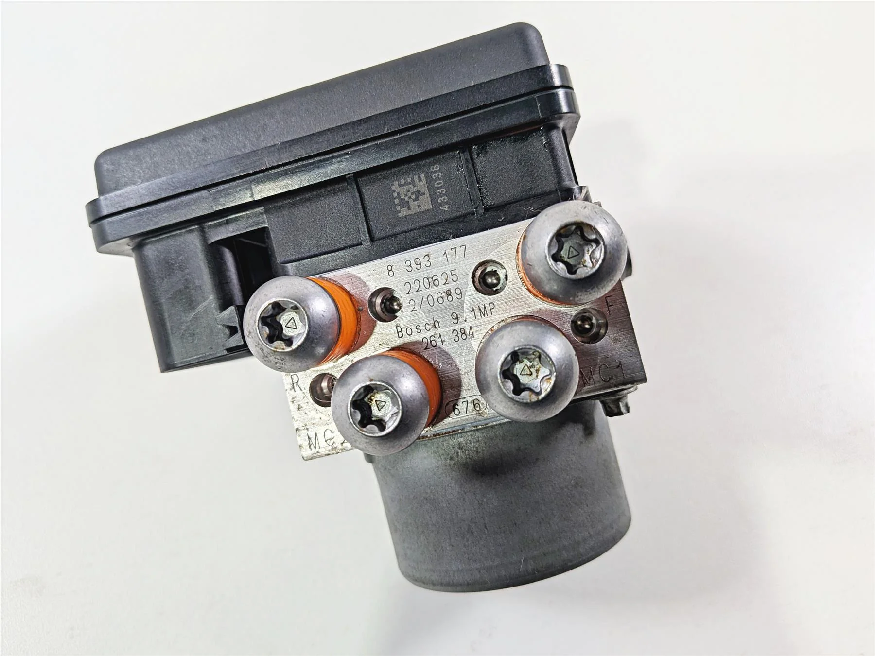 2023 BMW R nineT Scrambler K23 Abs Brake Pump Control Module 34518393178 - Image 9