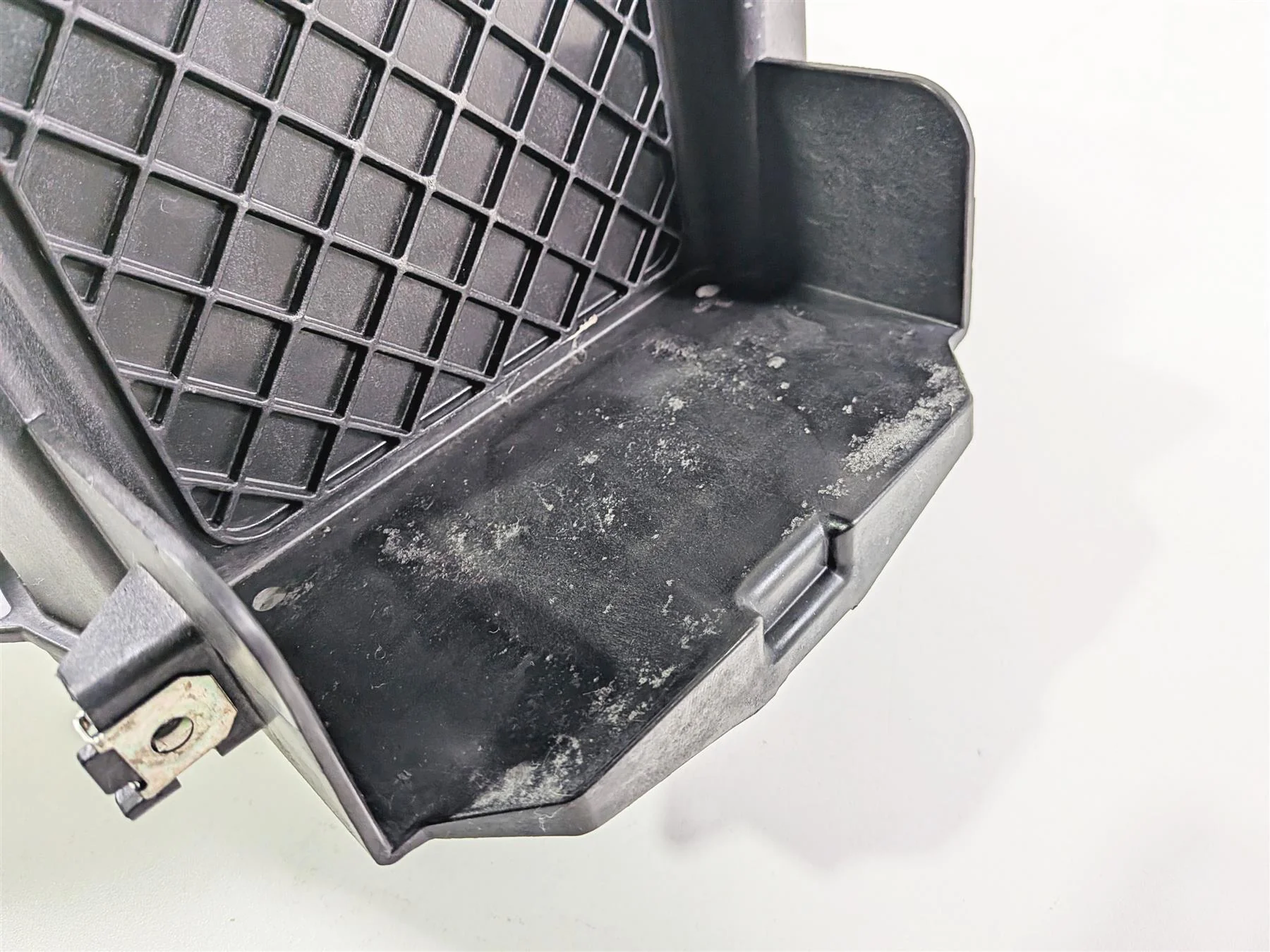 2023 BMW R nineT Scrambler K23 Air Box Housing & Tubes - No Filter 13718405525 - Image 10