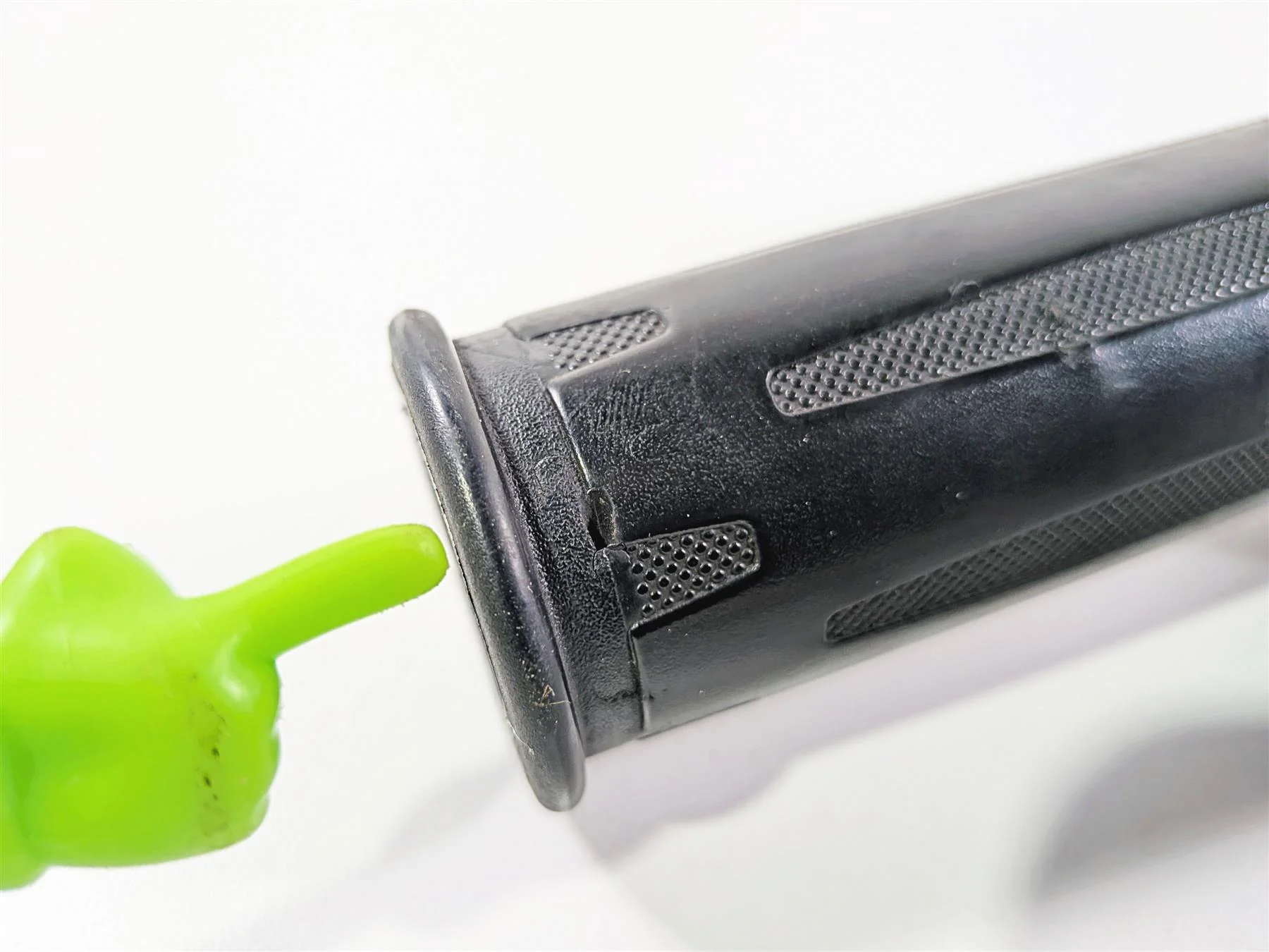 2023 BMW R nineT Scrambler K23 Heated Cruise Hand Grips 61318552120 61318554007 - Image 11