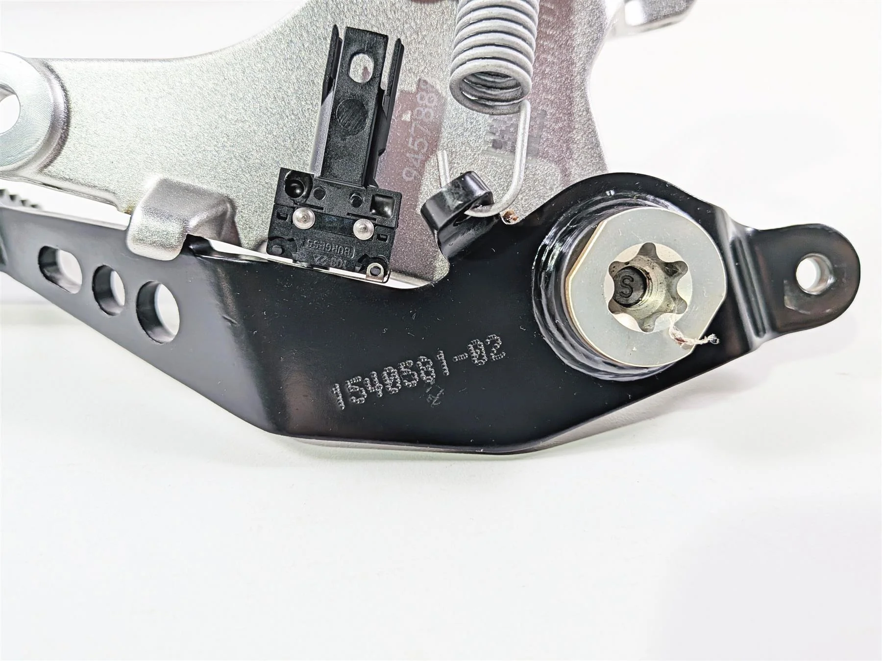 2023 BMW R nineT Scrambler K23 Right Footpeg & Brake Pedal 46719457888 - Image 8