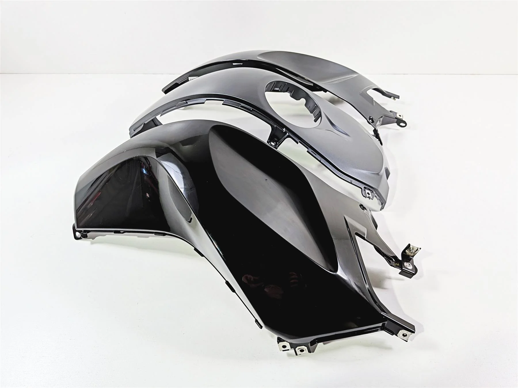 2023 BMW R1250RT RTP K52 Black Tank Upper & Side Cover Fairing Set 46638533558 - Image 2