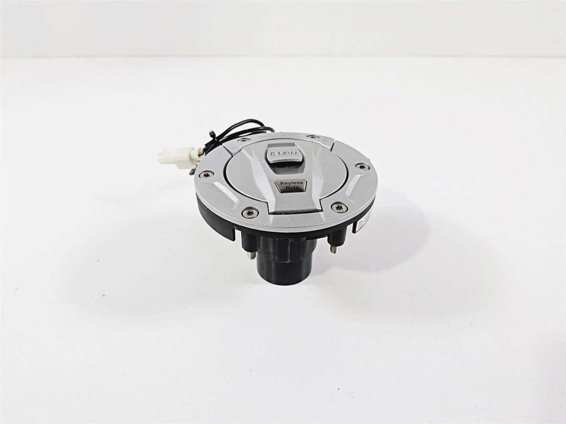 2023 BMW R1250RT RTP K52 Keyless Fuel Gas Petrol Cap 8552106 16118552106 - Image 3