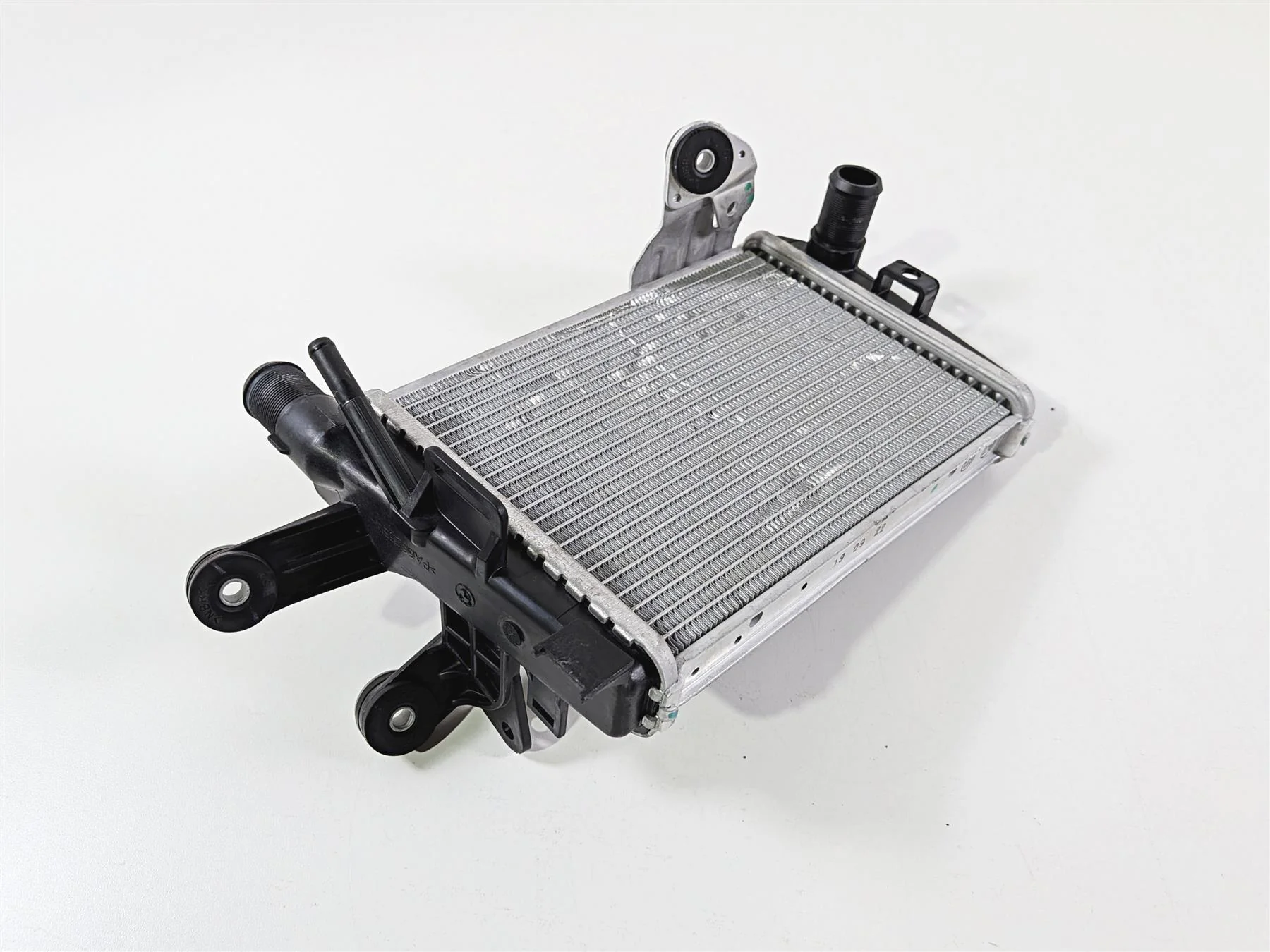 2023 BMW R1250RT RTP K52 Left Coolant Radiator - Broken Tab - Bent 17118546408