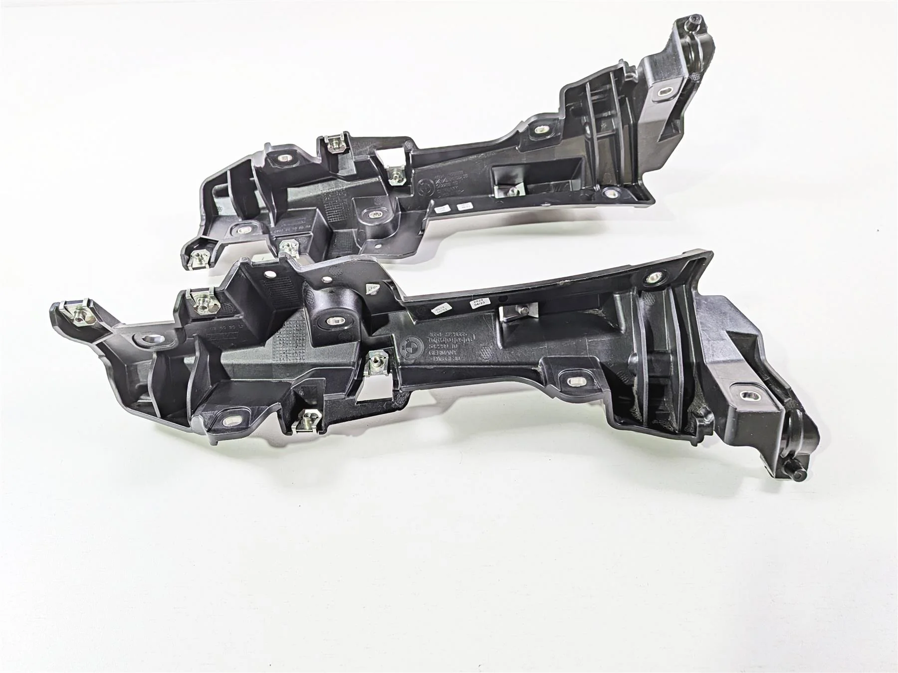 2023 BMW R1250RT RTP K52 Left Right Rear Saddle Bag Mounts 46547728666 - Image 12