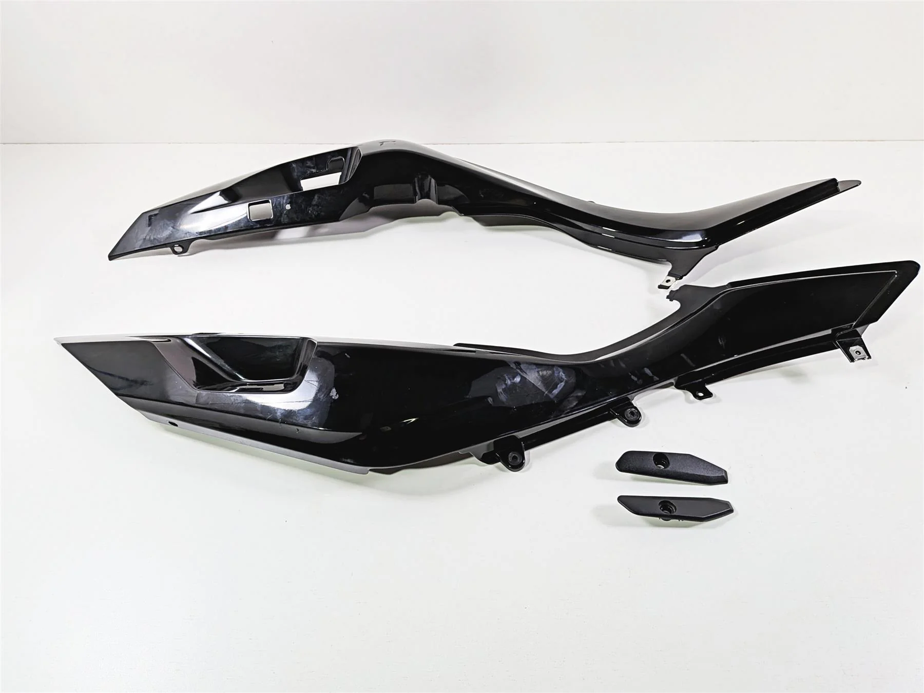 2023 BMW R1250RT RTP K52 Rear Black Tail Side Cover Fairing Set 46638533577