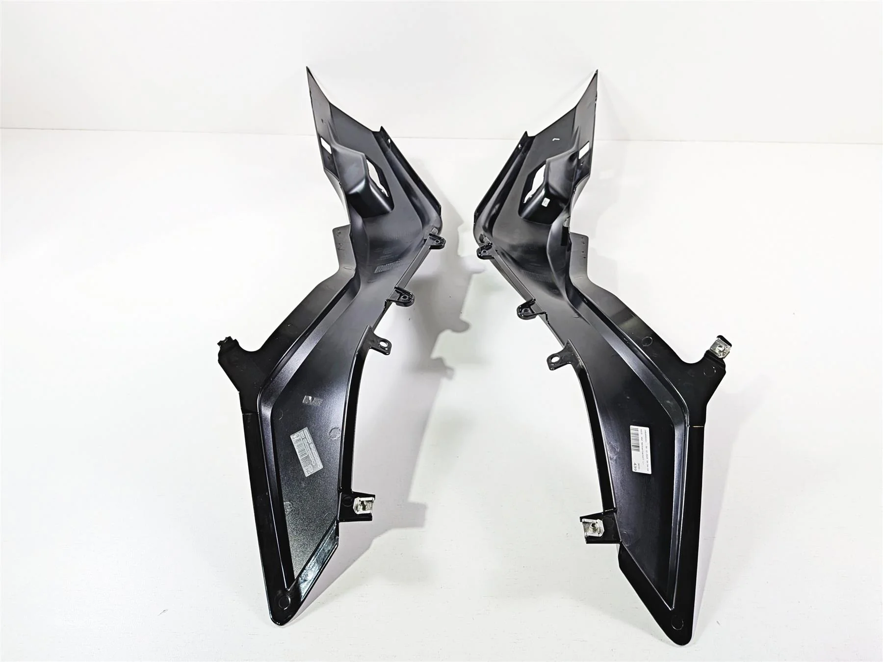 2023 BMW R1250RT RTP K52 Rear Black Tail Side Cover Fairing Set 46638533577 - Image 8