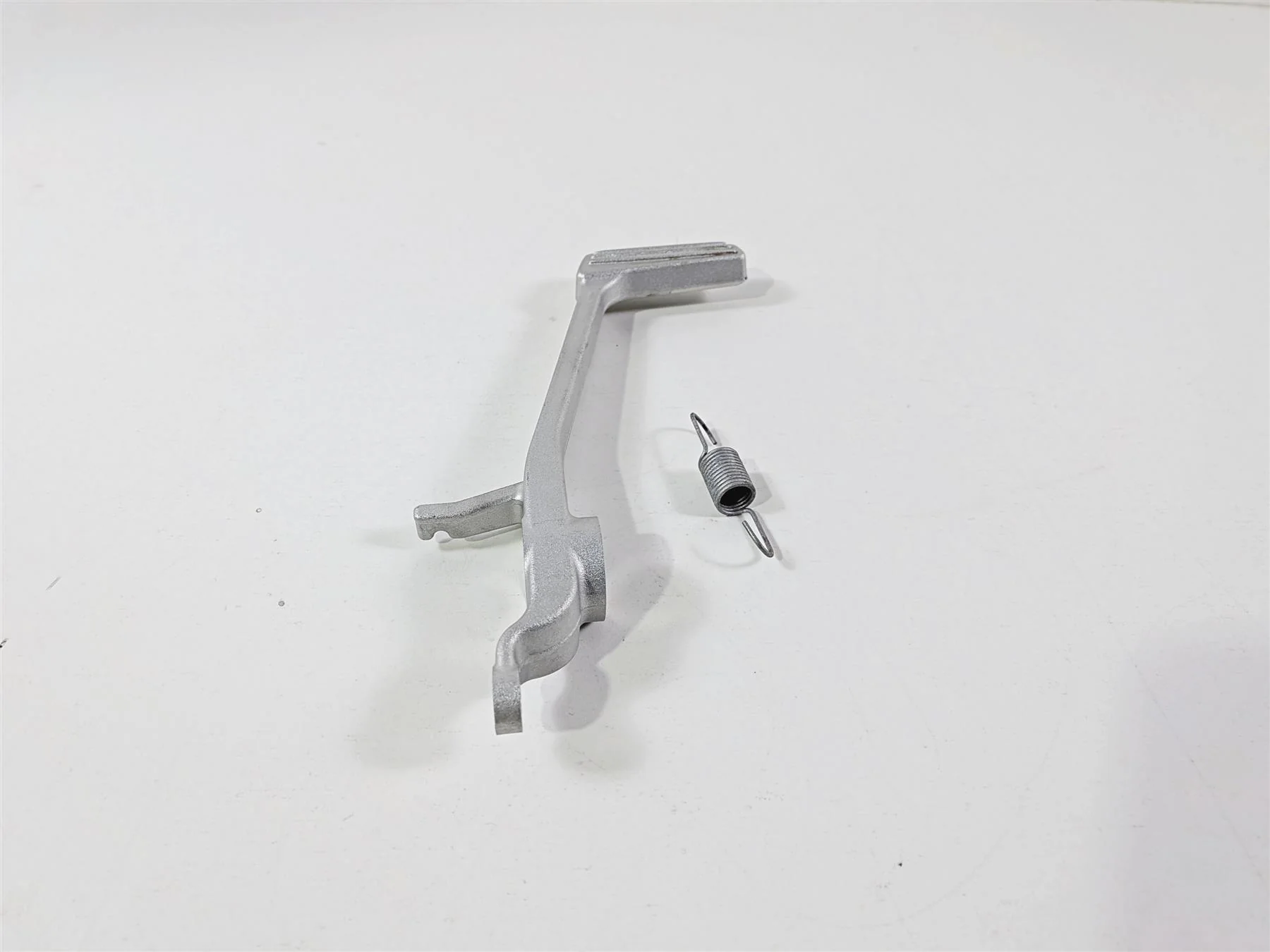 2023 BMW R1250RT RTP K52 Rear Brake Pedal & Spring 35218534746 - Image 4