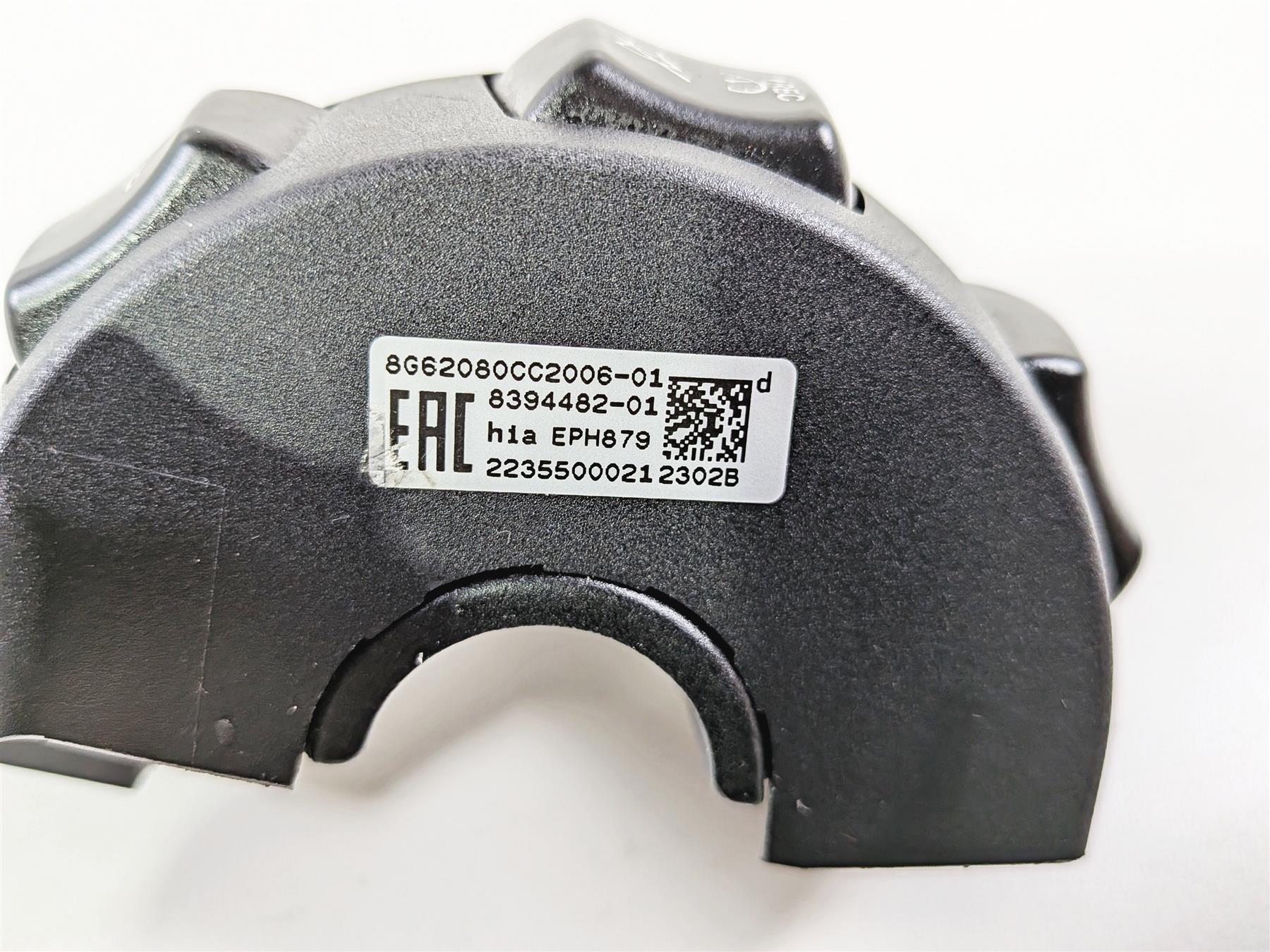 2023 BMW R1250RT RTP K52 Right Auxiliary Hand Control Switch 8394482 61318394482 - Image 8