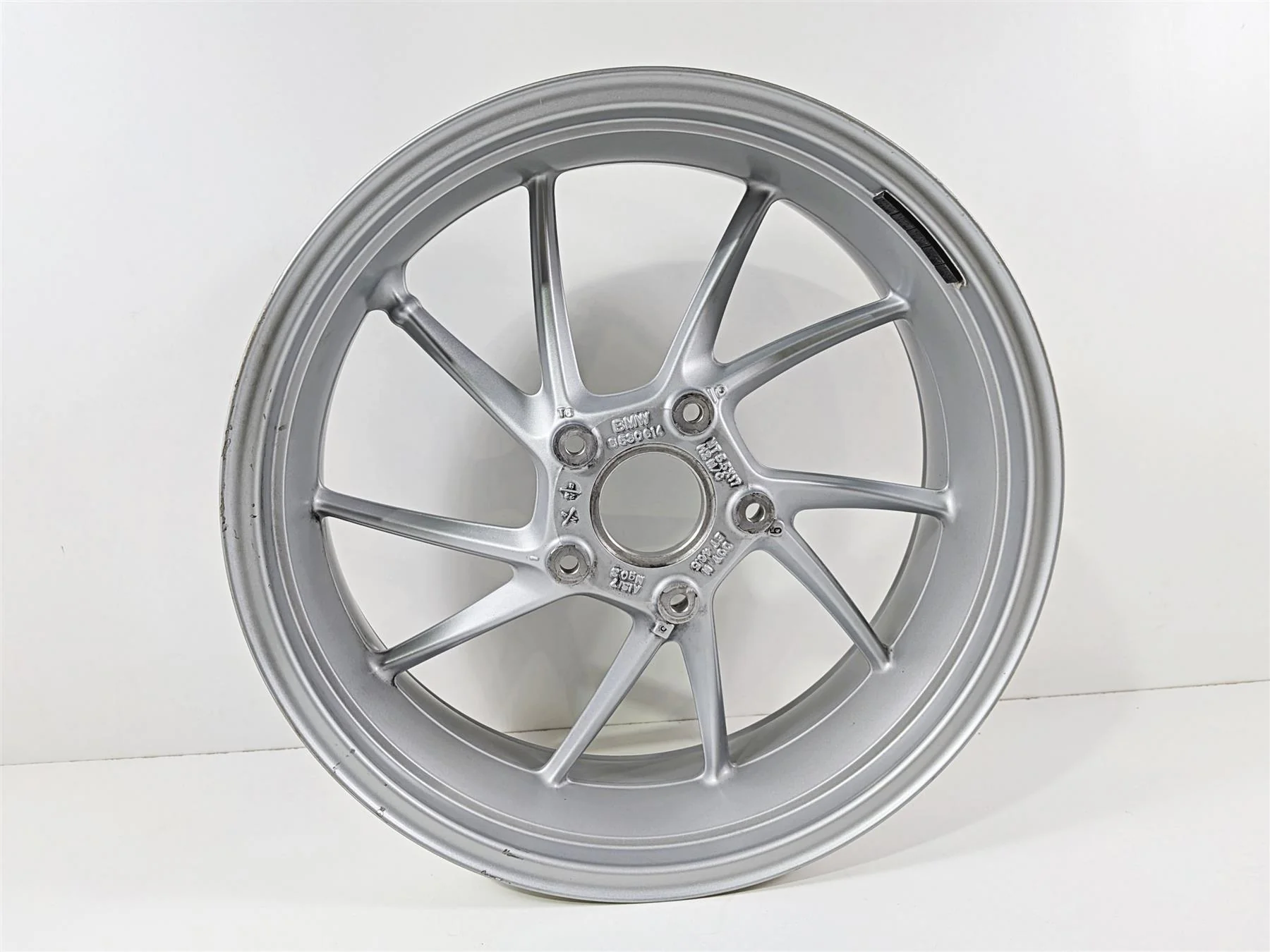 2023 BMW R1250RT RTP K52 Straight Silver Rear Wheel Rim 17x5.5 36317727235