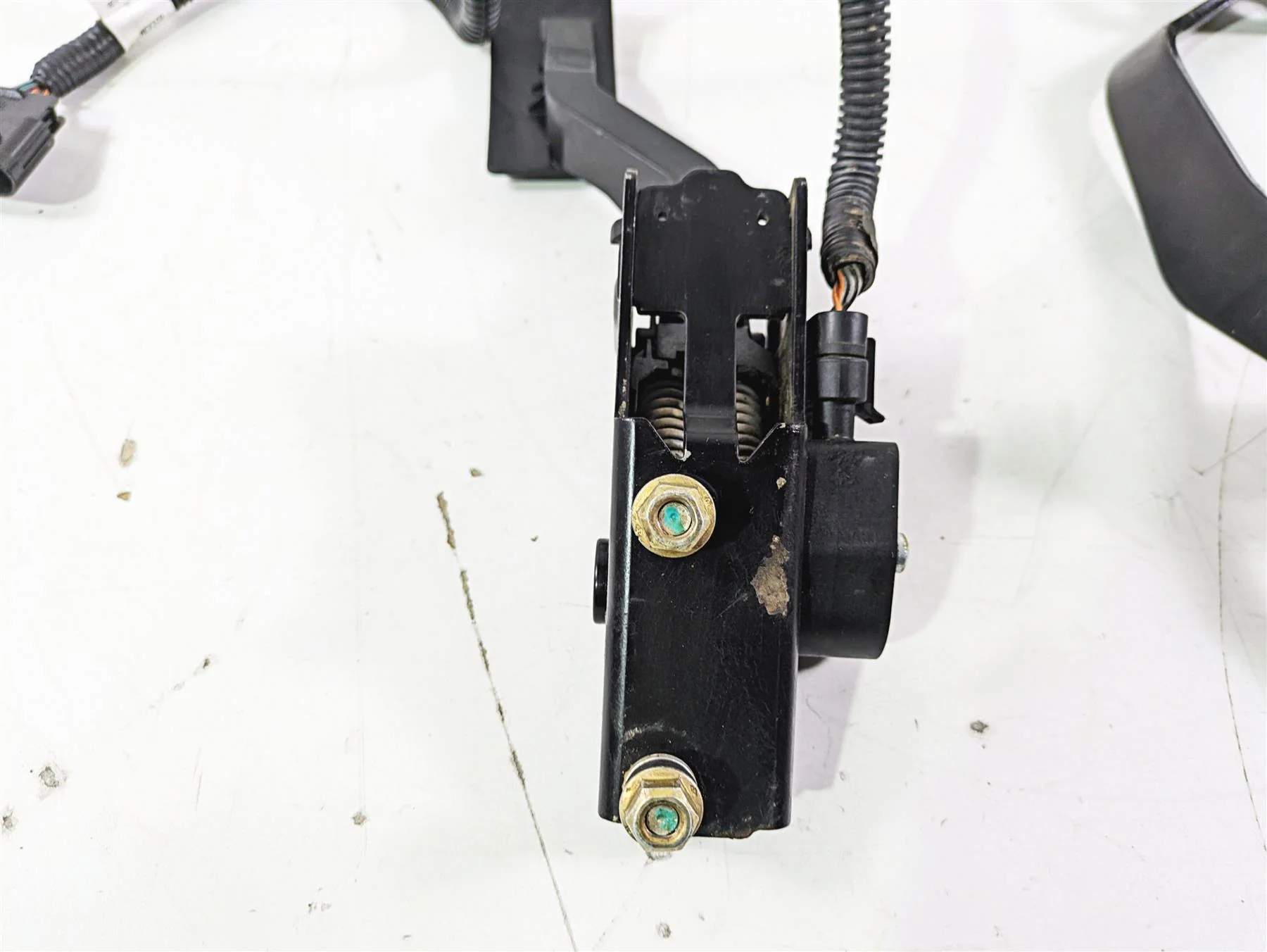 2023 Can Am Maverick X3 XMR Turbo RR Foot Brake Accelerate Pedal Set 707001803 - Image 9