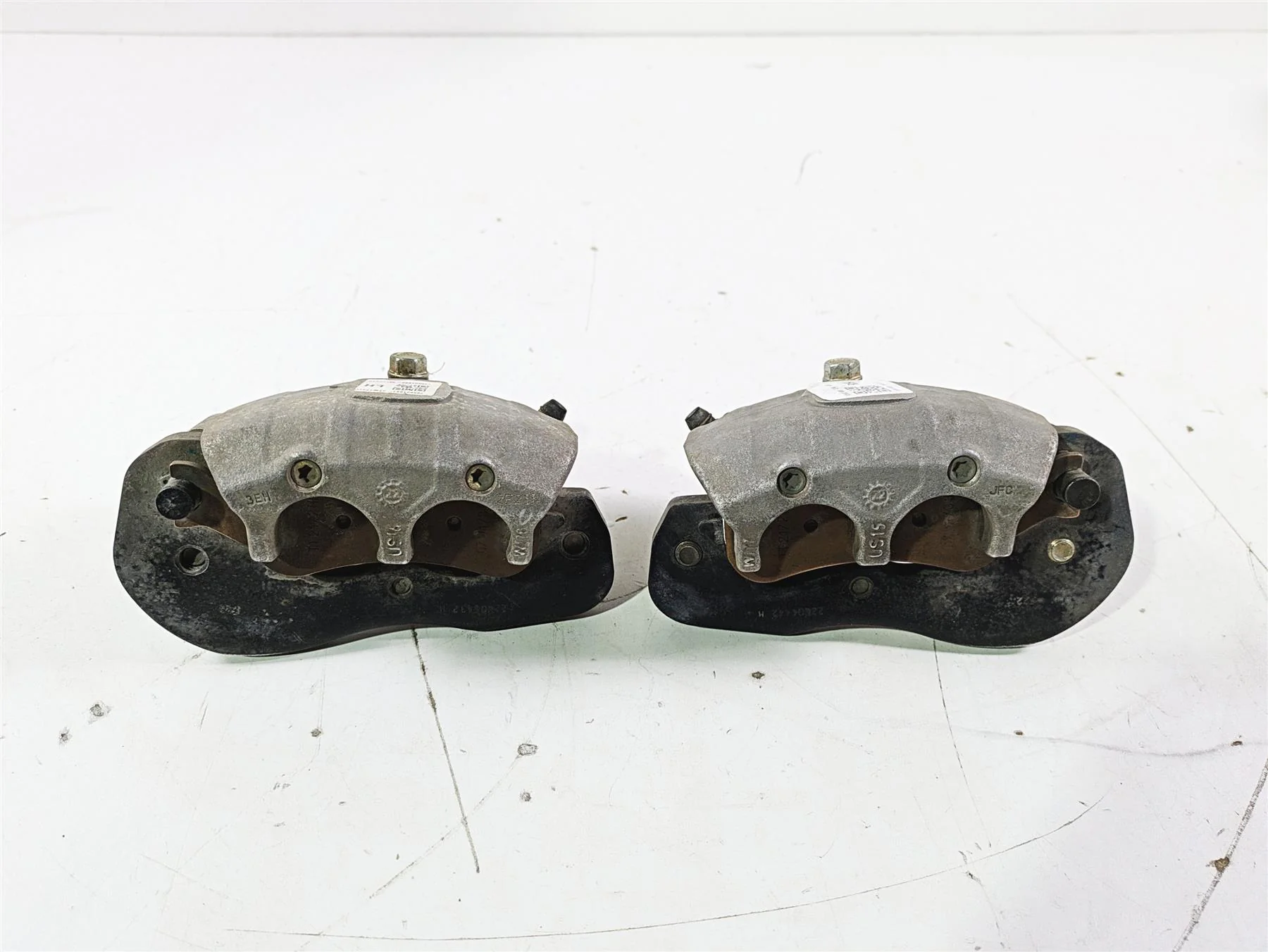 2023 Can Am Maverick X3 XMR Turbo RR Front Brake Caliper Set 705601887 705601888 - Image 3