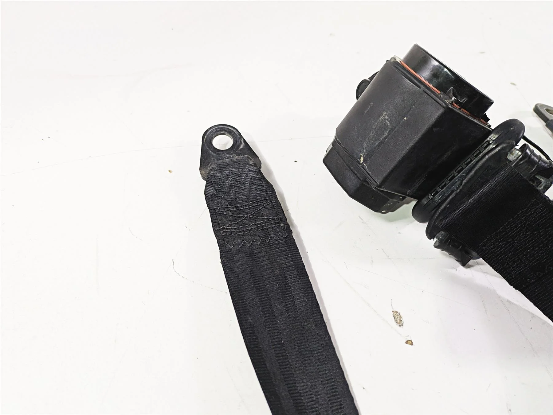 2023 Can Am Maverick X3 XMR Turbo RR Left & Right Seat Belt Buckle Set 708002654 - Image 5