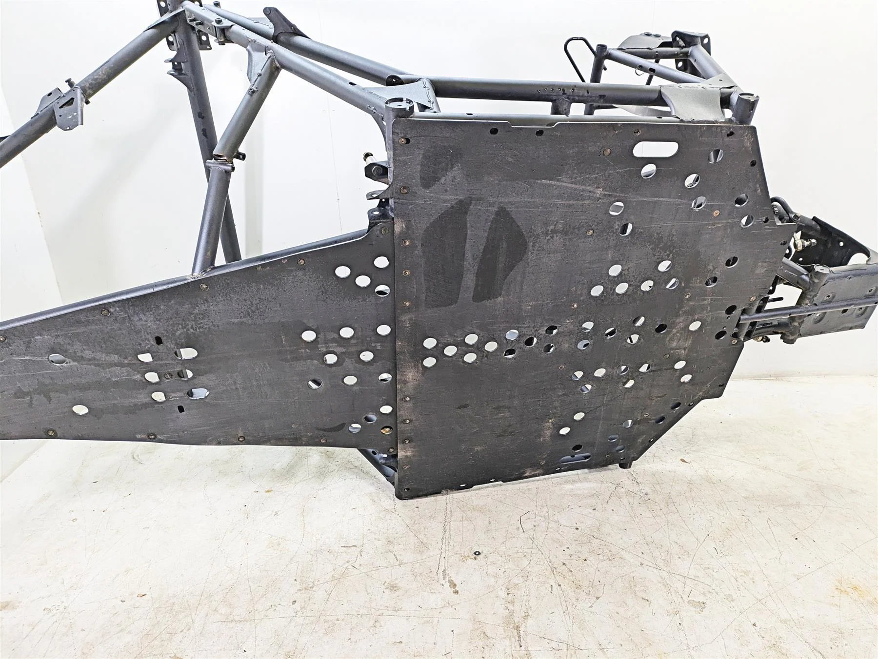 2023 Can Am Maverick X3 XMR Turbo RR Main Frame Chassis - Damage 715009098 - Image 12