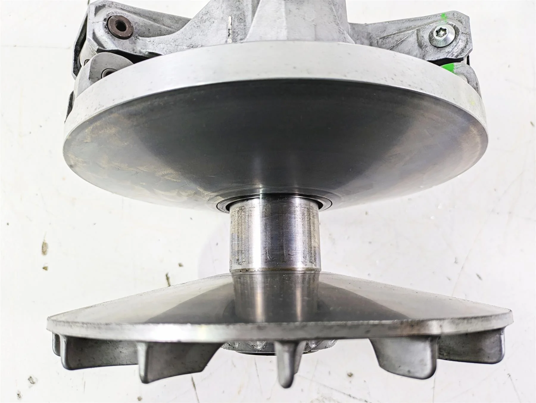 2023 Can Am Maverick X3 XMR Turbo RR Primary Drive Clutch 1K Only 420686870 - Image 9