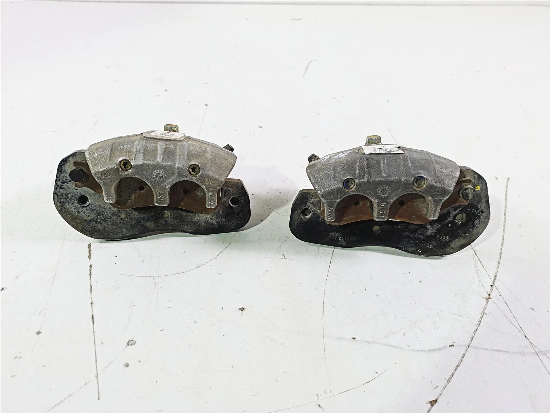 2023 Can Am Maverick X3 XMR Turbo RR Rear Brake Calipers 705601891 705601892 - Image 3
