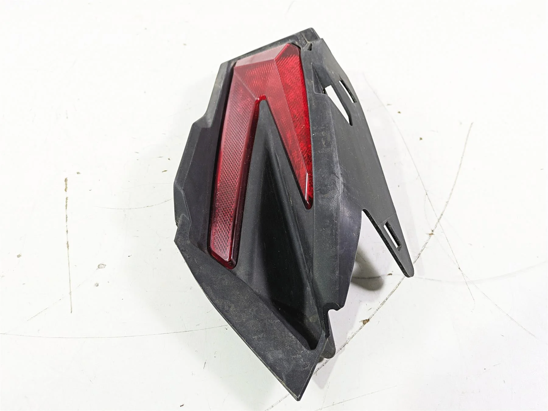2023 Can Am Maverick X3 XMR Turbo RR Right Taillight Tail Brake Light  710004744 - Image 4