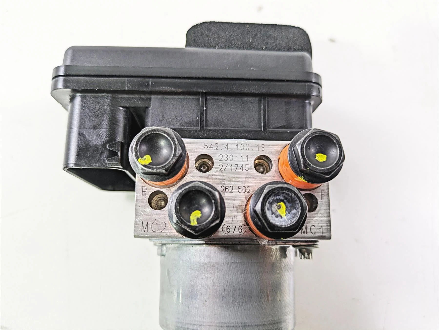 2023 Ducati Monster 937 SP Abs Brake Pump Unit Module 54241011A - Image 12