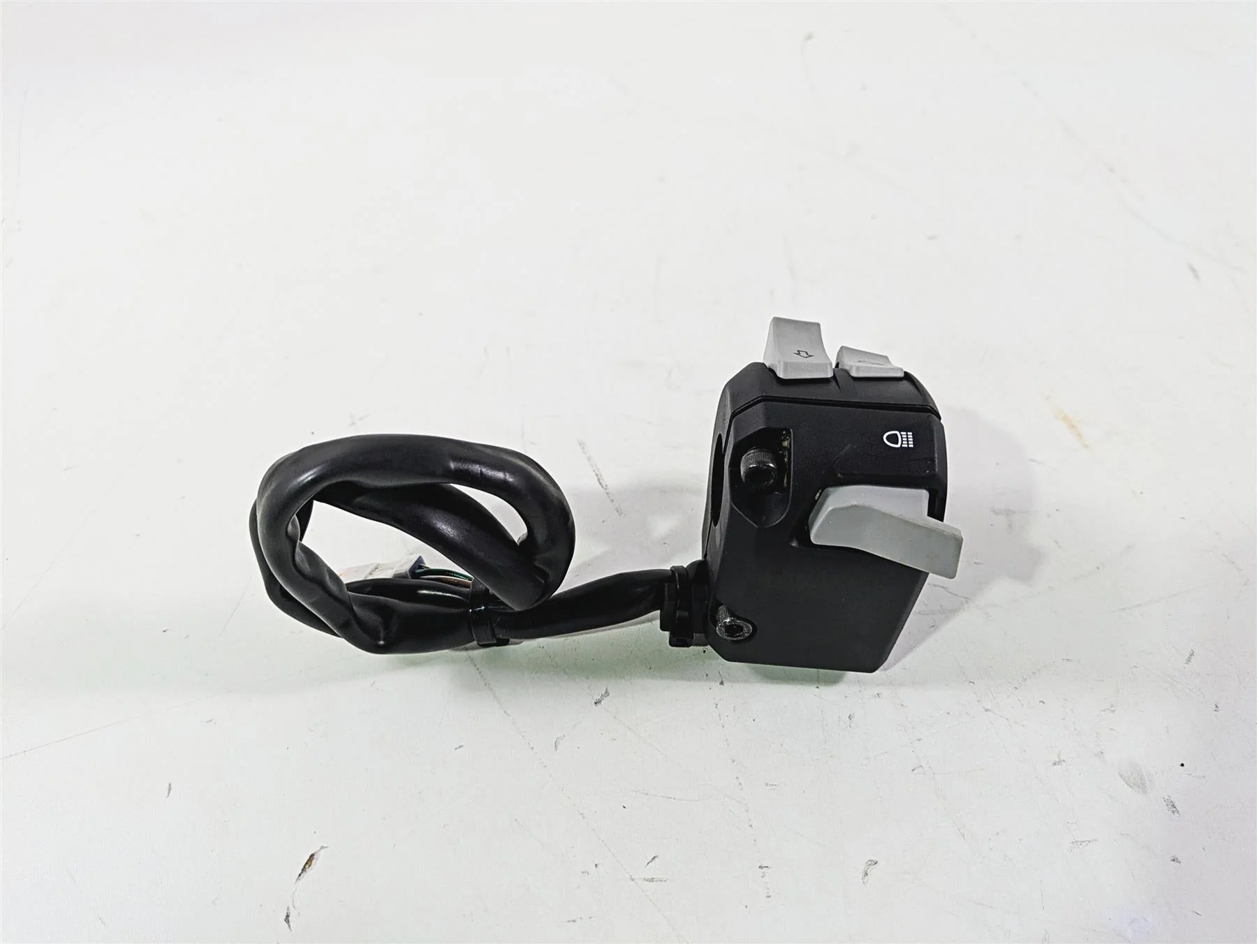 2023 Ducati Monster 937 SP Left Hand Control Switch 65110281C - Image 3