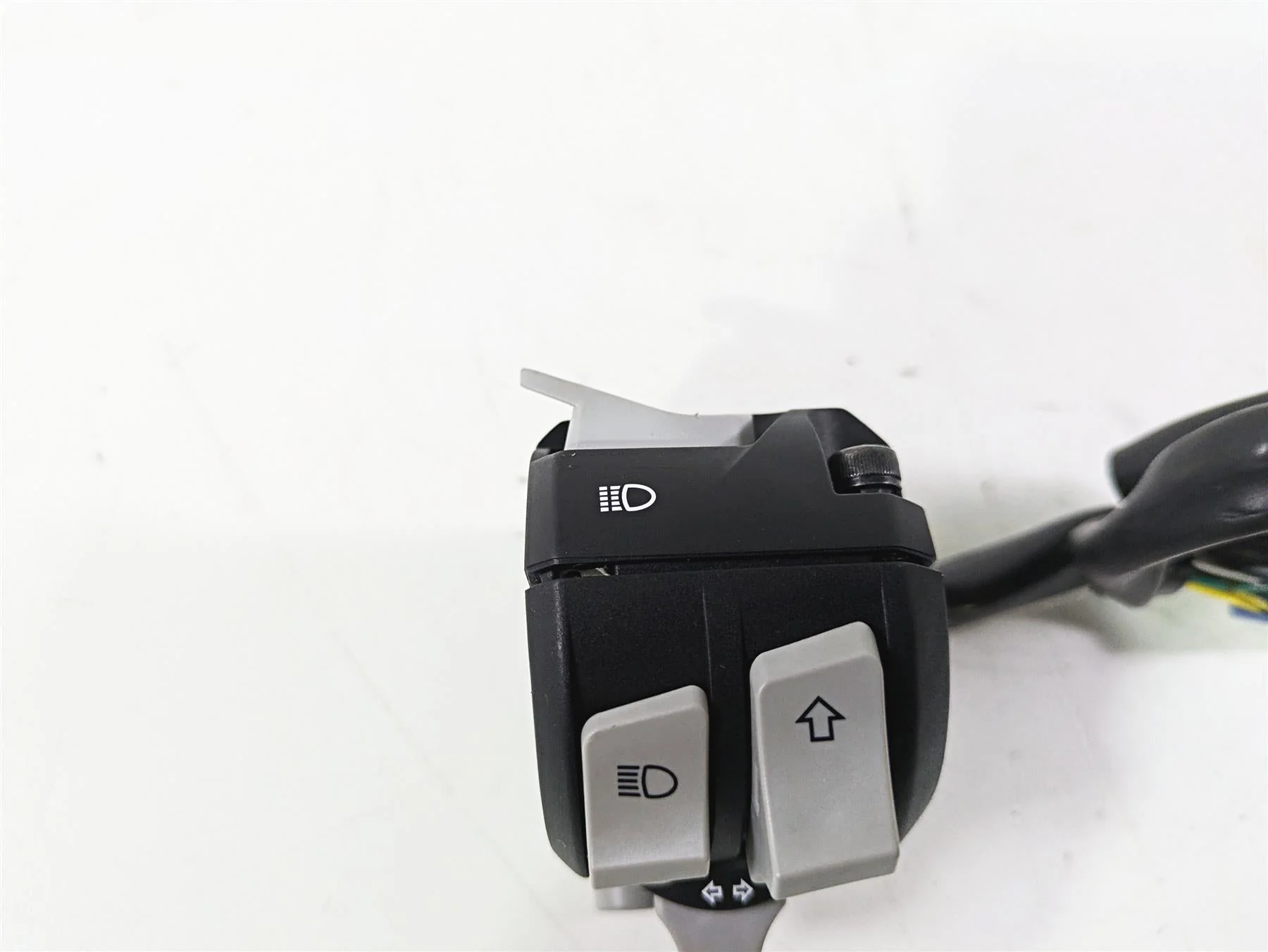 2023 Ducati Monster 937 SP Left Hand Control Switch 65110281C - Image 8