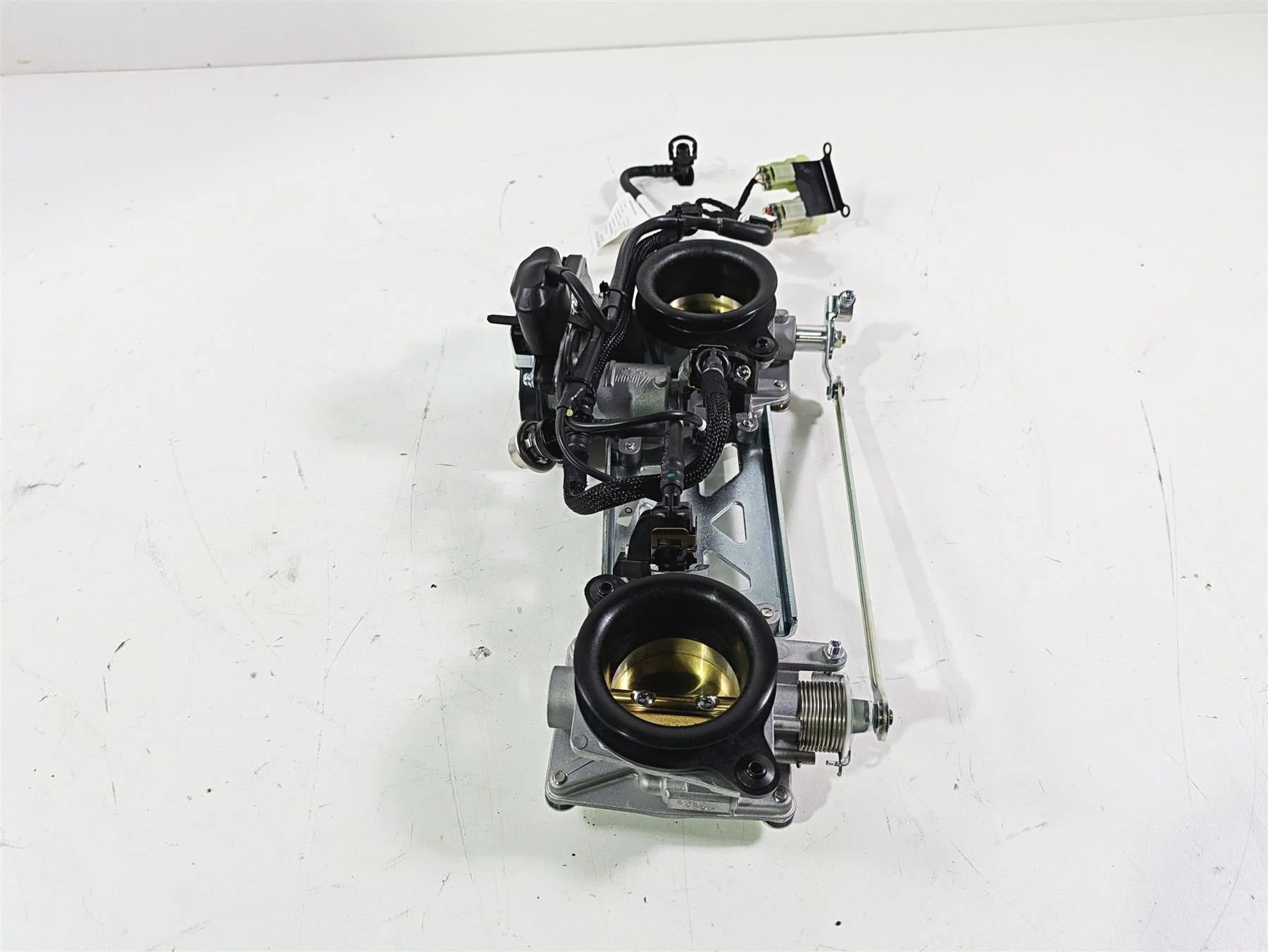 2023 Ducati Monster 937 SP Mikuni Throttle Body Bodies Set 28240932A - Image 12
