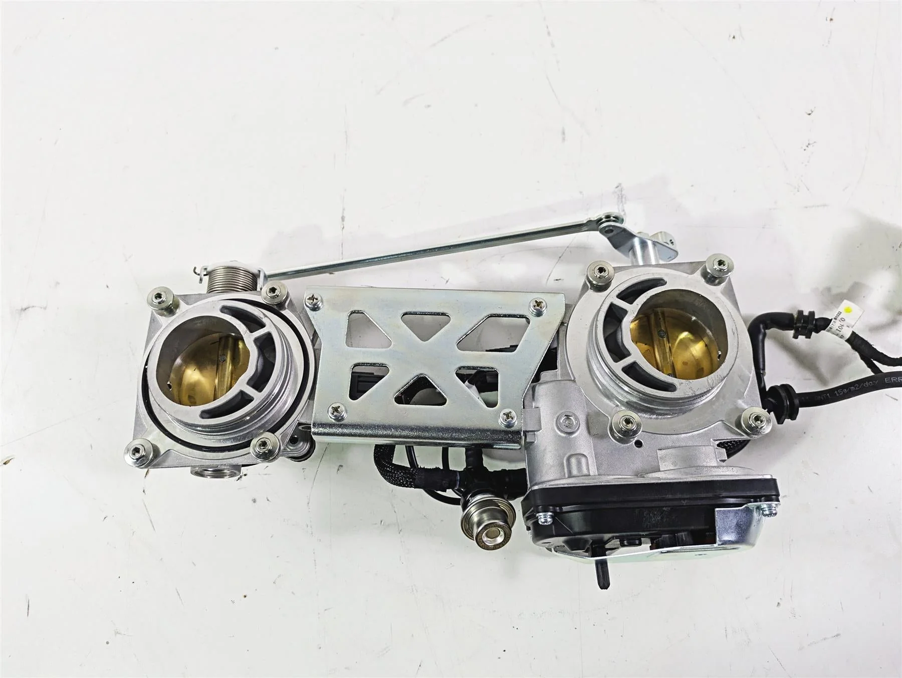 2023 Ducati Monster 937 SP Mikuni Throttle Body Bodies Set 28240932A - Image 2