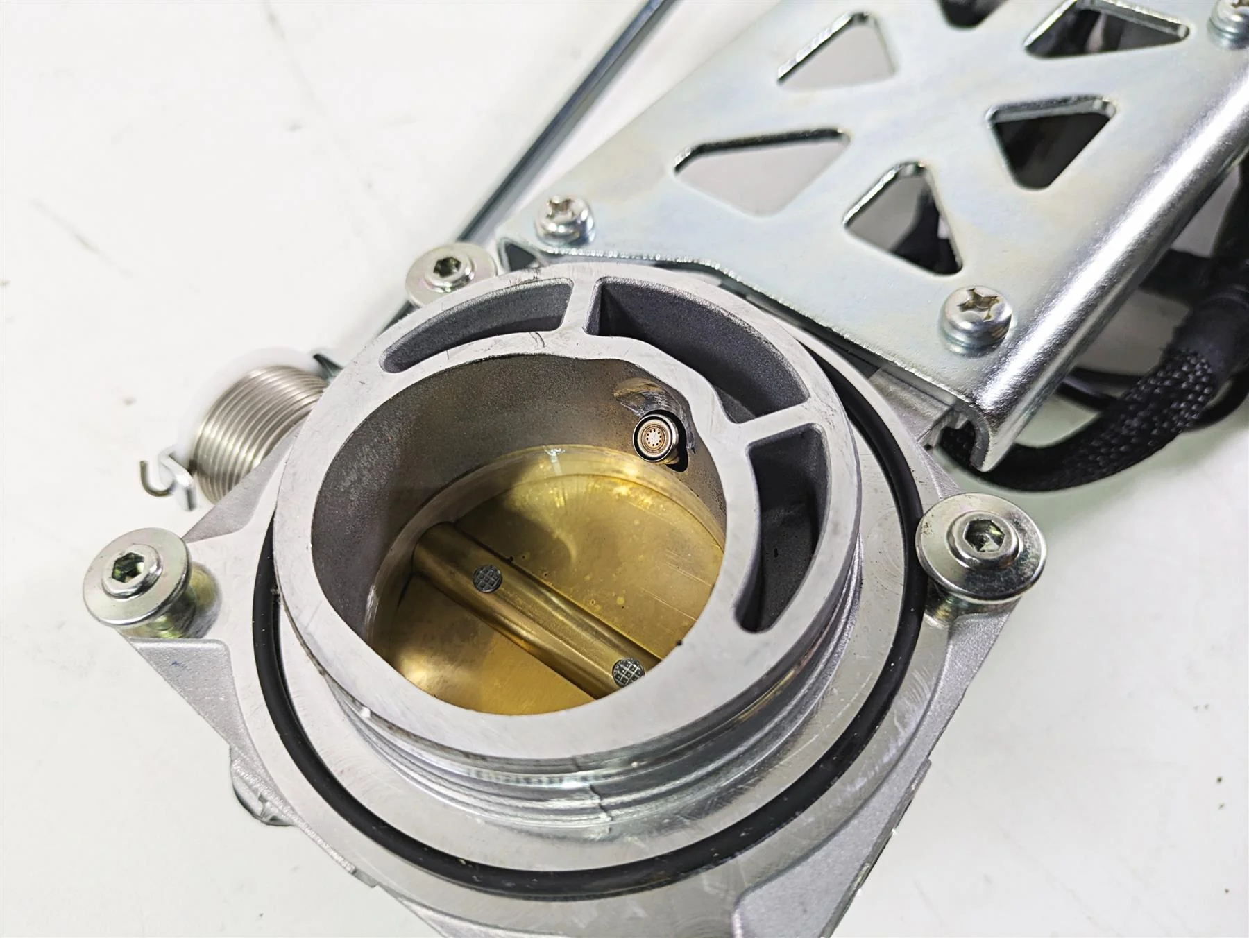 2023 Ducati Monster 937 SP Mikuni Throttle Body Bodies Set 28240932A - Image 9