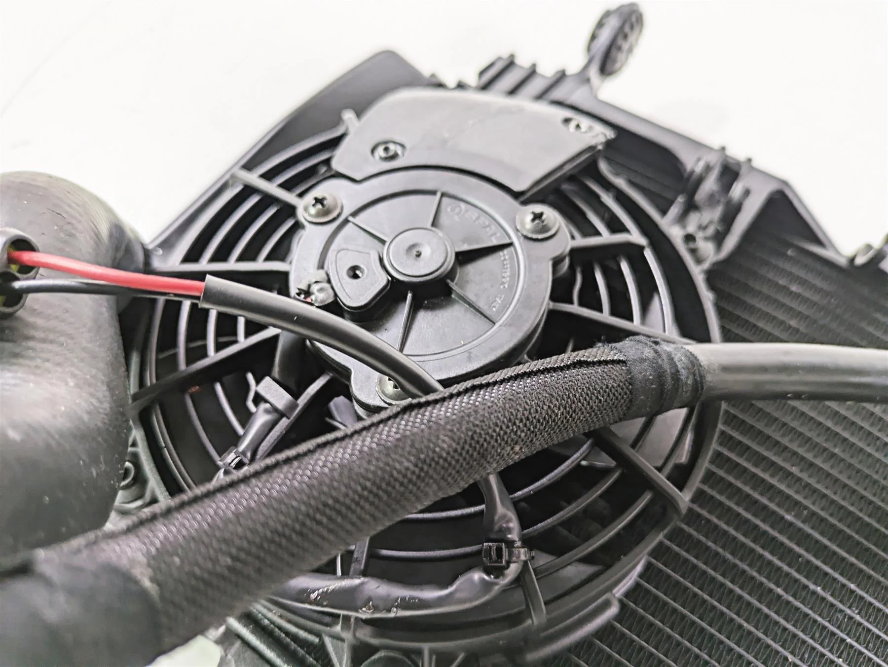 2023 Ducati Monster 937 SP Radiator Fan & Reservoir -No Leaks But Dent 54812612B - Image 8