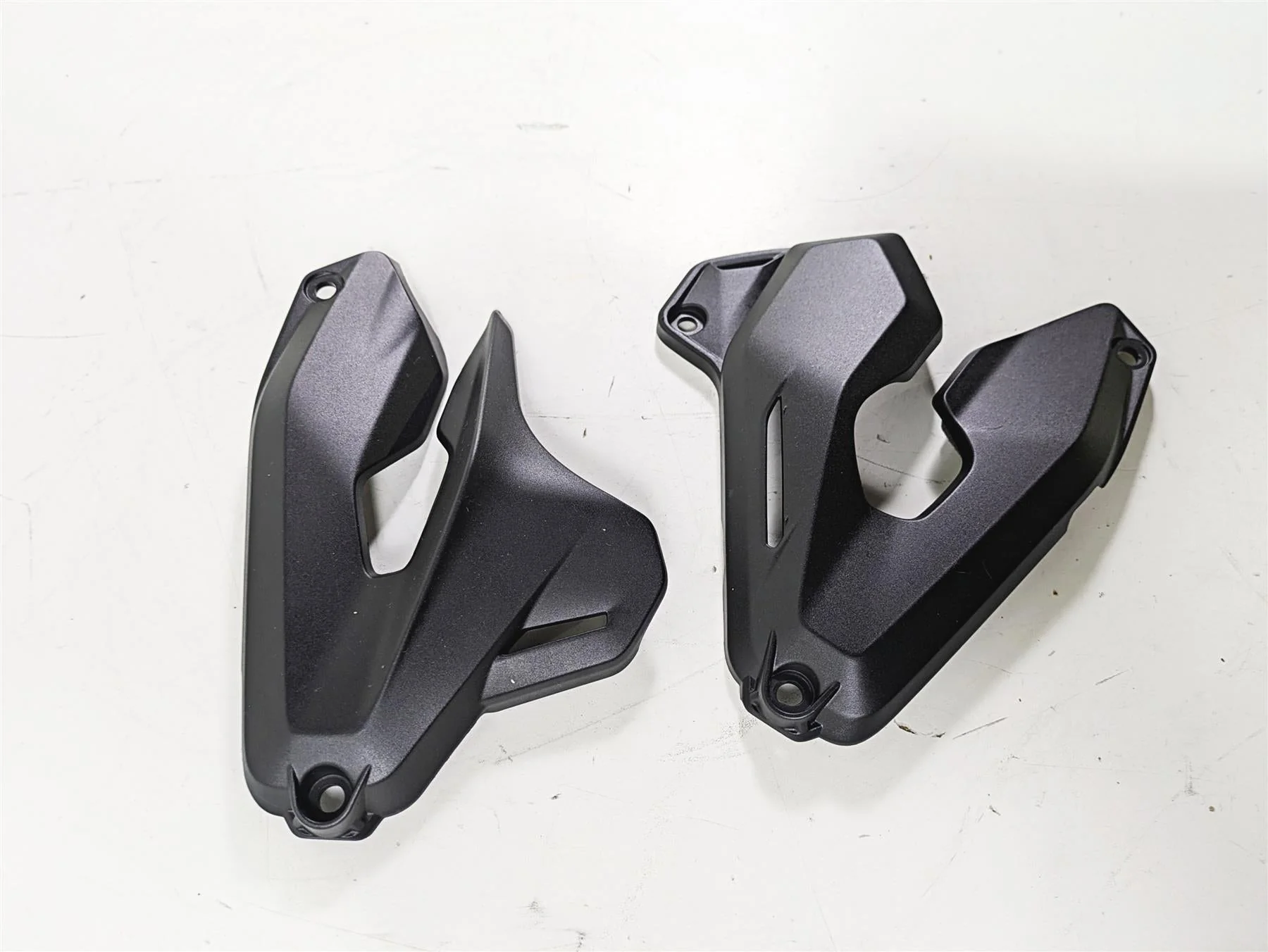 2023 Ducati Monster 937 SP Radiator Side Cover Fairing Set 48217012A R 48217022A - Image 2