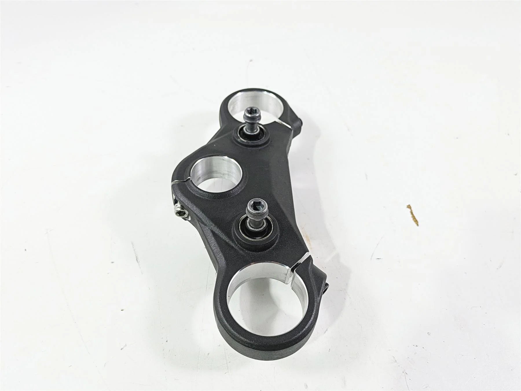 2023 Ducati Monster 937 SP Upper Triple Tree Steering Clamp 34111801BA - Image 2
