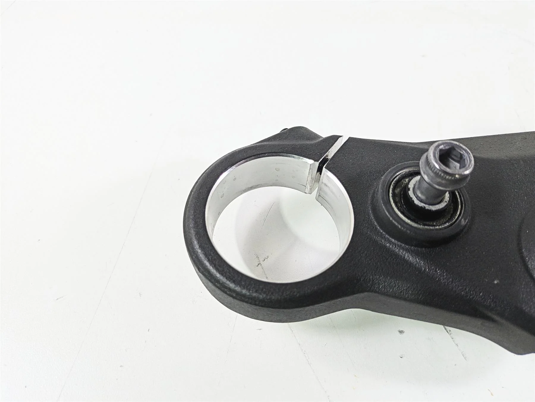 2023 Ducati Monster 937 SP Upper Triple Tree Steering Clamp 34111801BA - Image 7