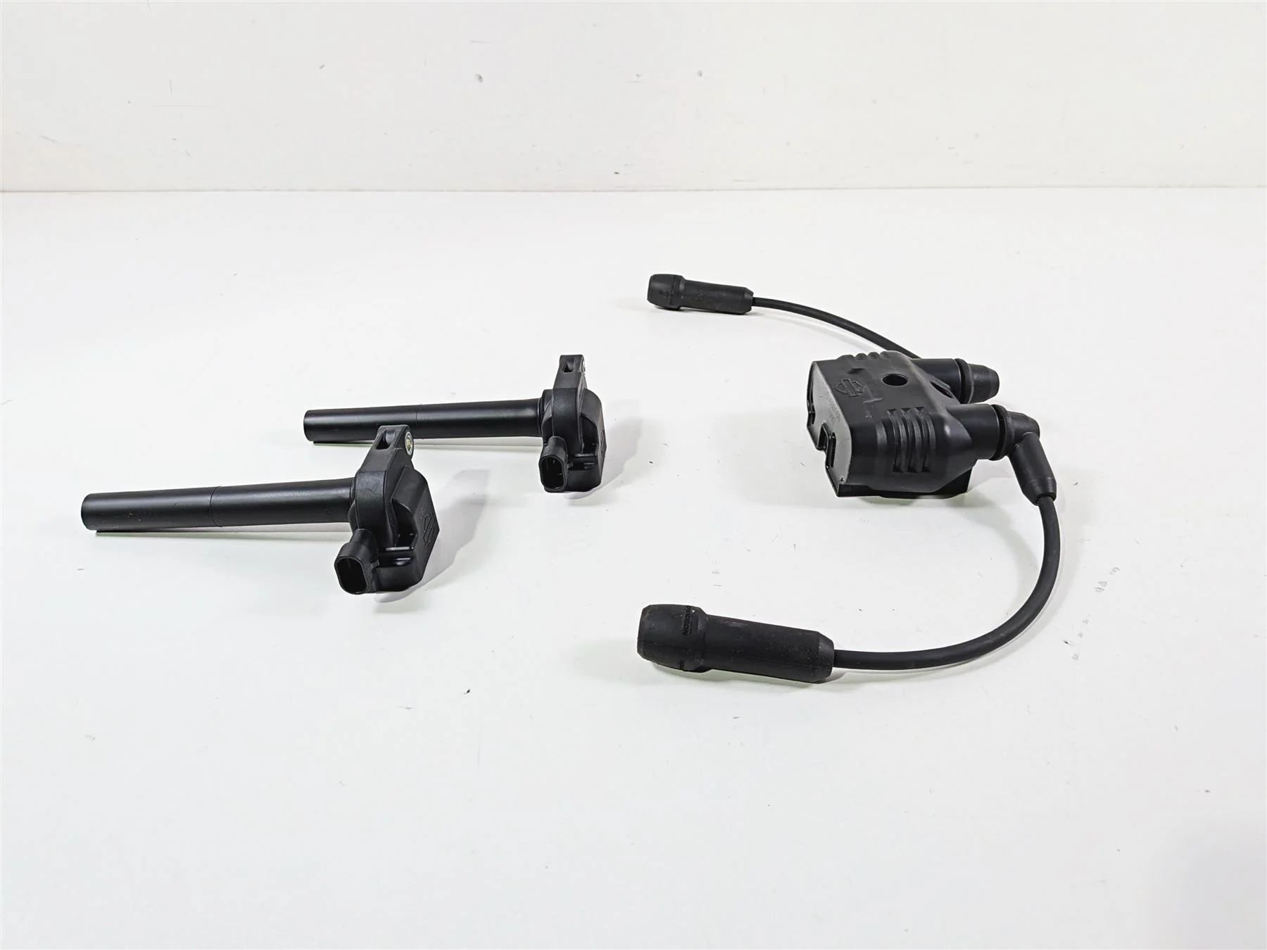 2023 Harley Adv RA1250 S Pan America Ignition Coil Set 31600167 31600166 - Image 6