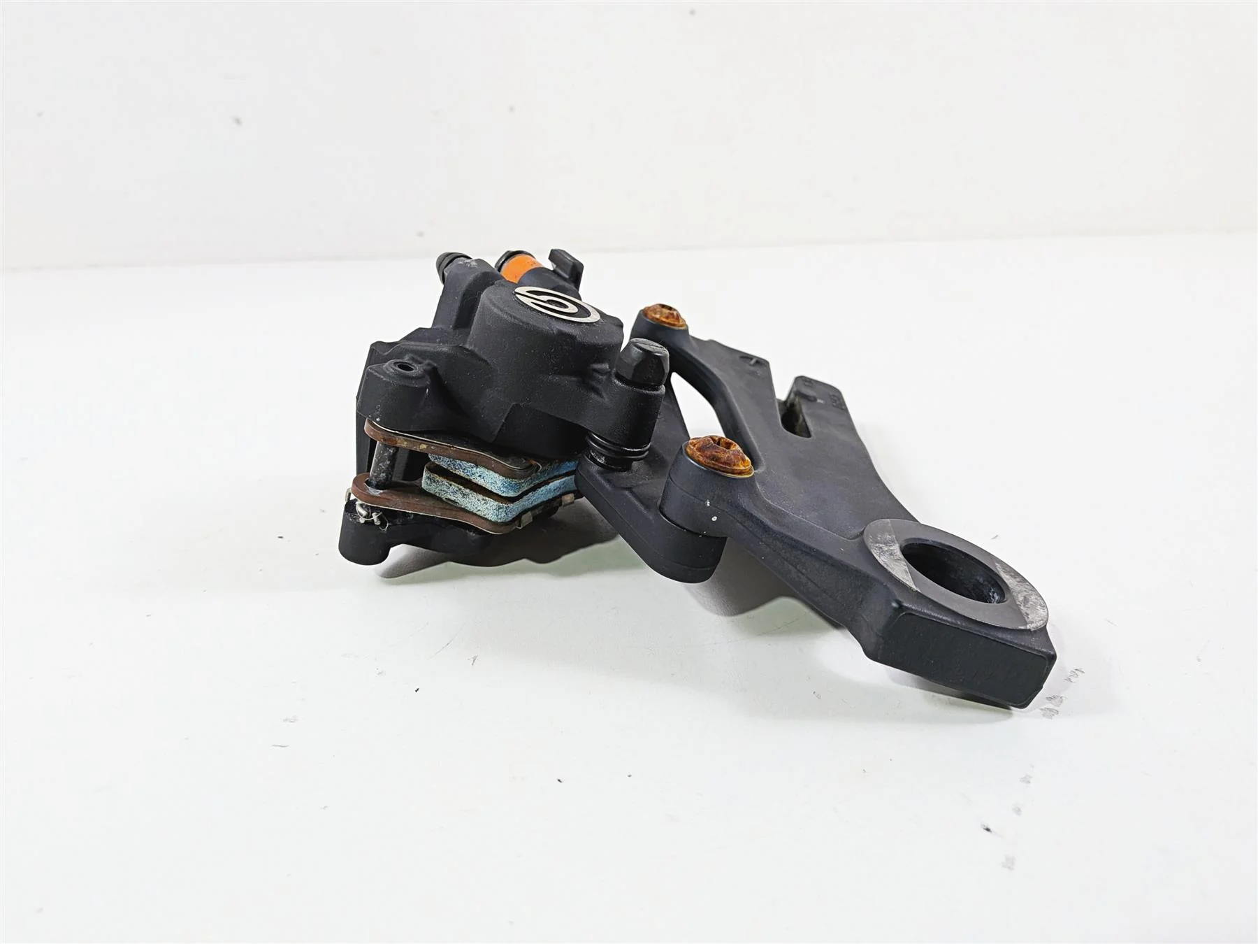 2023 Harley Adv RA1250 S Pan America Rear Brake Caliper Brembo 41300234 - Image 4