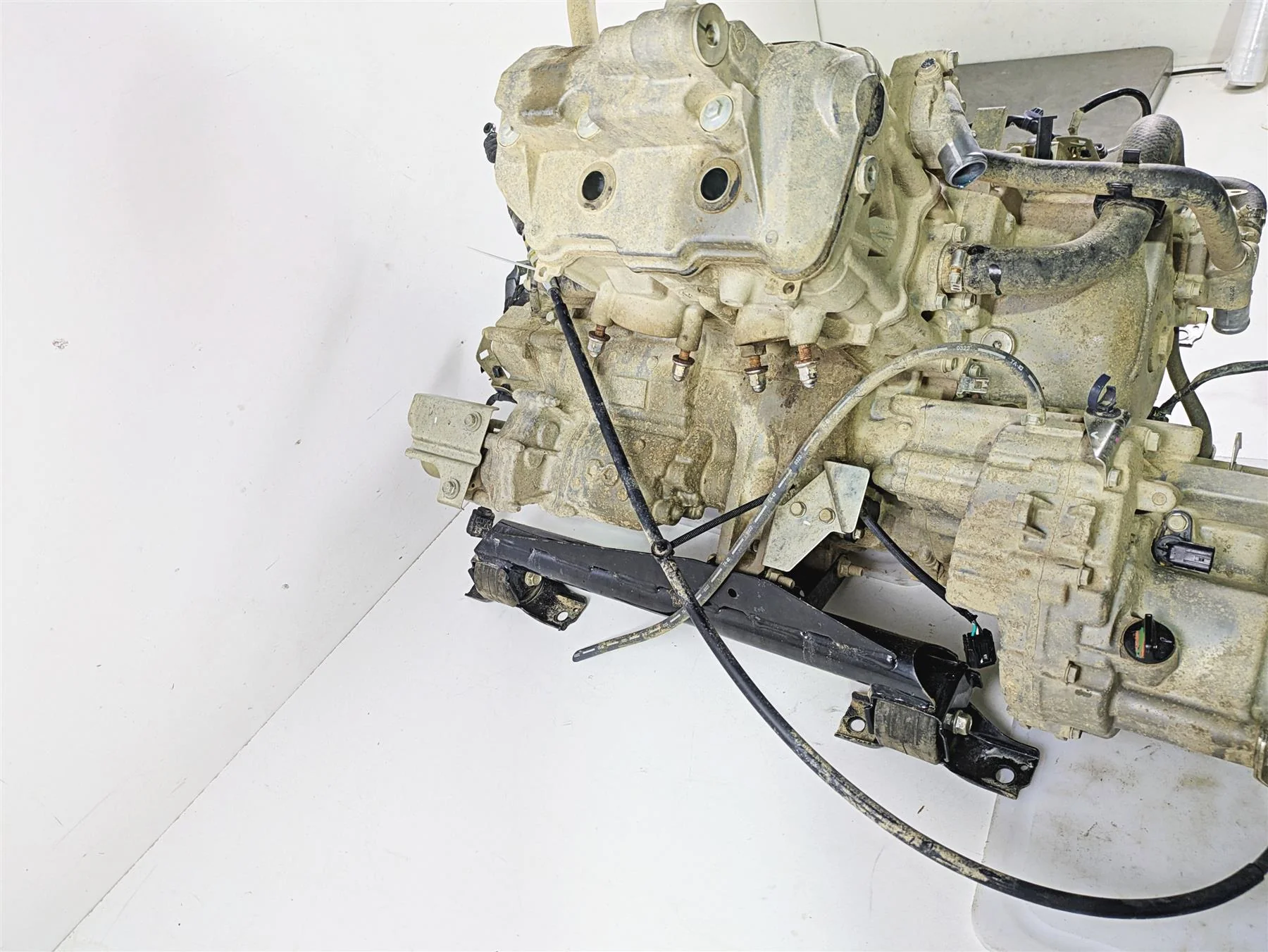 2023 Honda Talon SXS1000 S2R Running Engine & Transmission - 2k 11000-HL6-A01 - Image 4