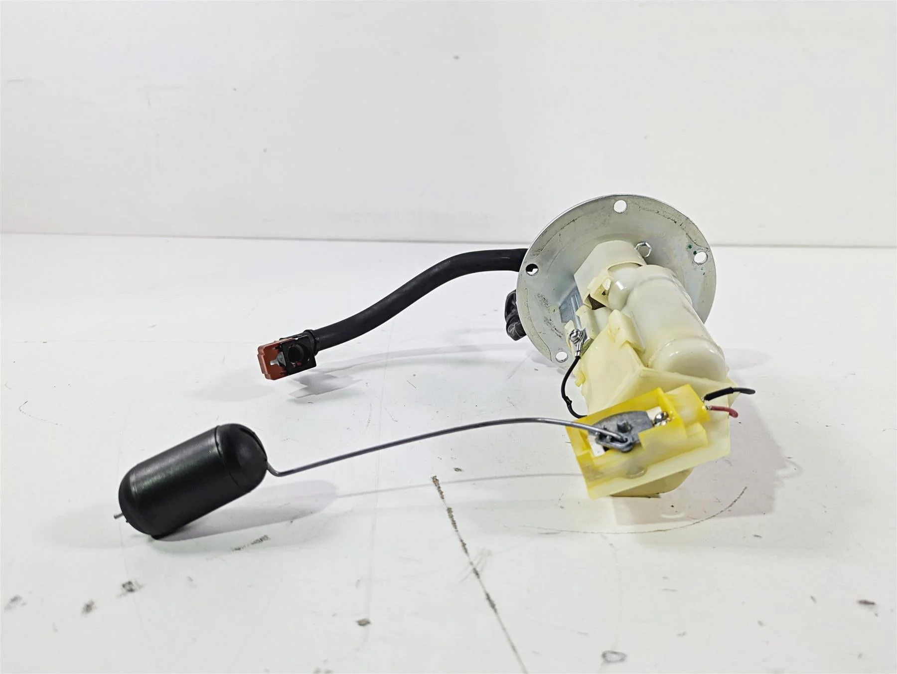 2023 Kawasaki EX400 Ninja Fuel Gas Petrol Pump - For Parts - Read 49040-0763 - Image 4