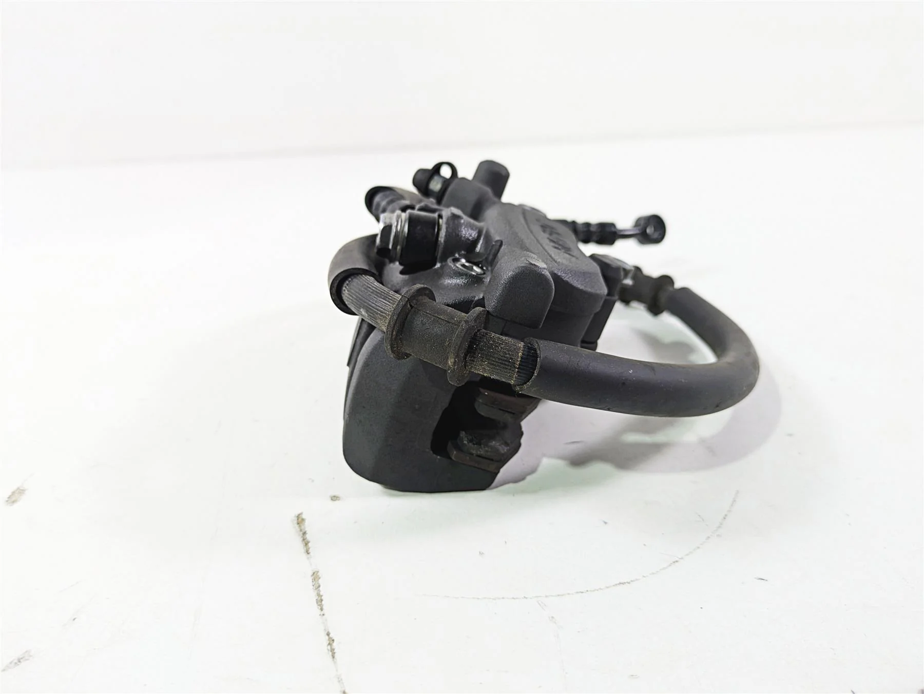 2023 Kawasaki EX400 Ninja Nissin Front Brake Caliper + Line 43080-0244-DJ - Image 3