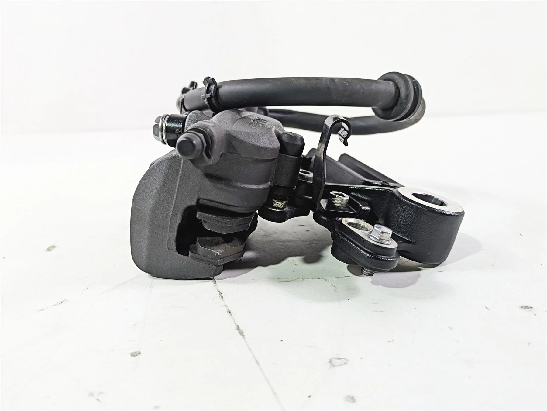 2023 Kawasaki EX400 Ninja Nissin Rear Brake Caliper & Line 43080-0245-DJ - Image 3