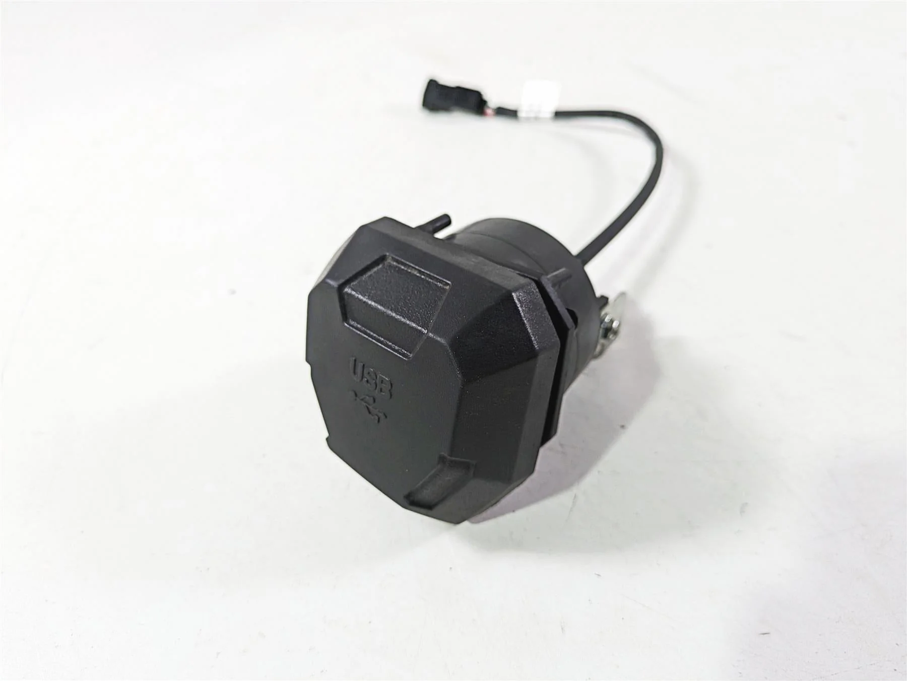 2023 Kawasaki KLR KL 650 Adventure Dash Usb Port & Housing 59221-0021 - Image 12