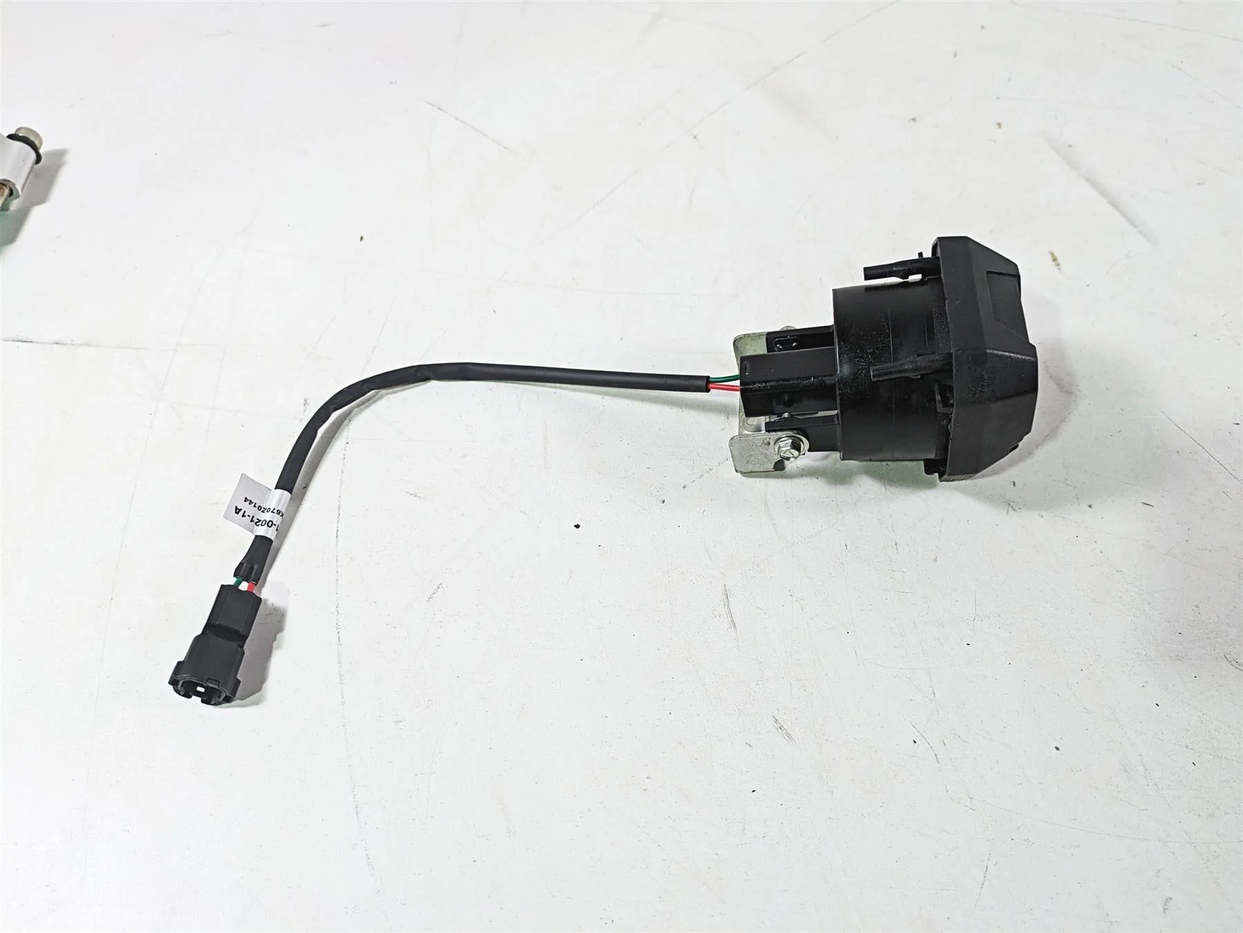2023 Kawasaki KLR KL 650 Adventure Dash Usb Port & Housing 59221-0021 - Image 4