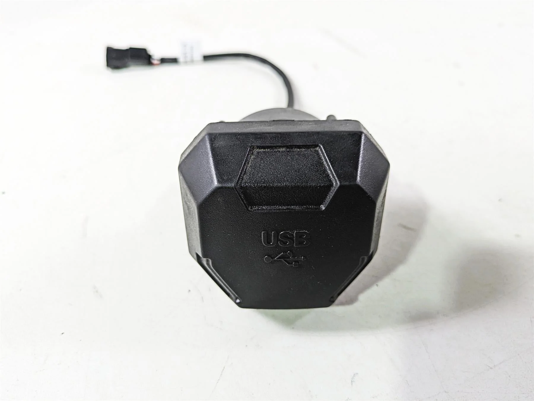 2023 Kawasaki KLR KL 650 Adventure Dash Usb Port & Housing 59221-0021 - Image 7