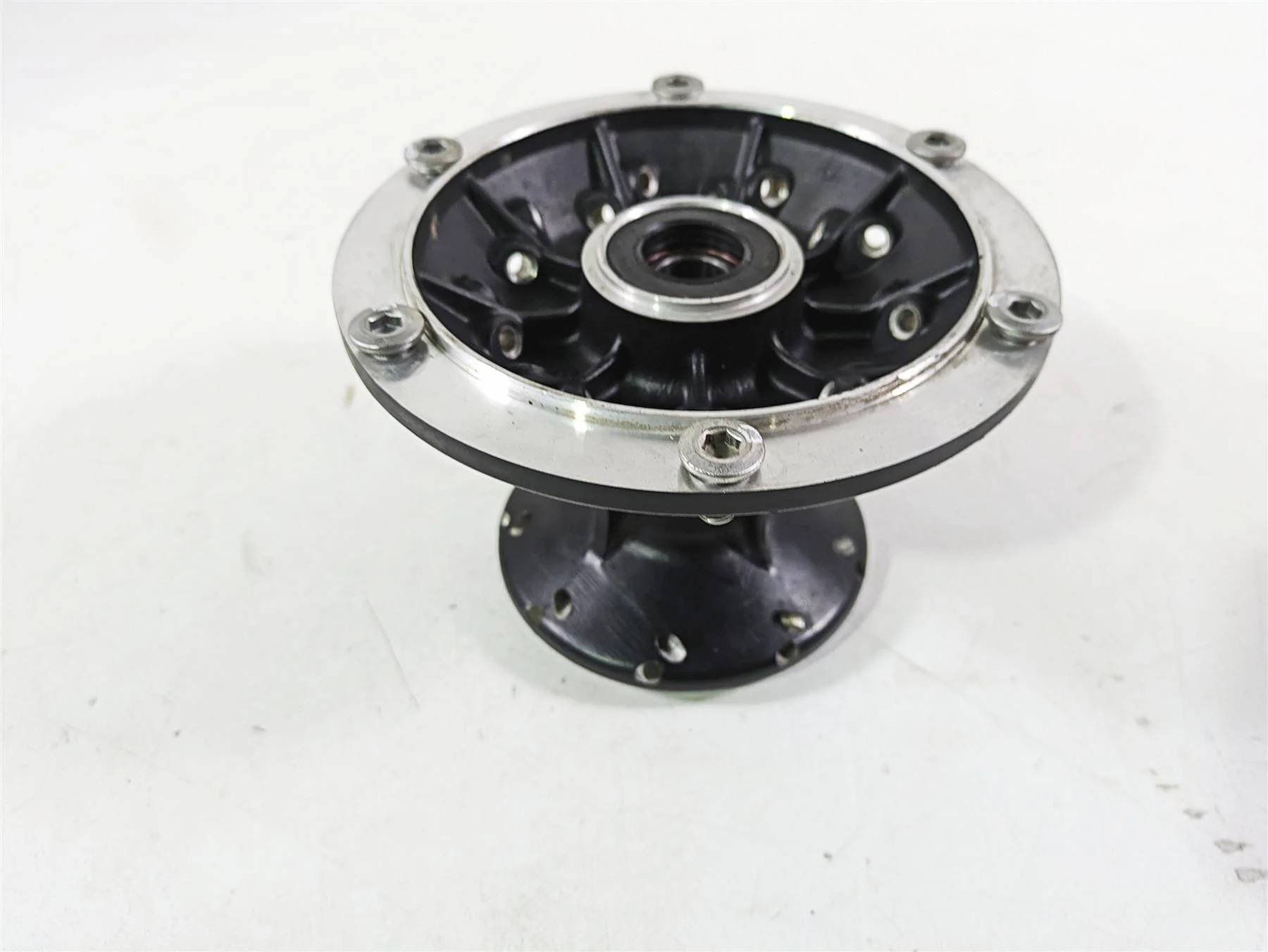 2023 Kawasaki KLR KL 650 Adventure Front Wheel Rim Hub 41034-0608 - Image 4