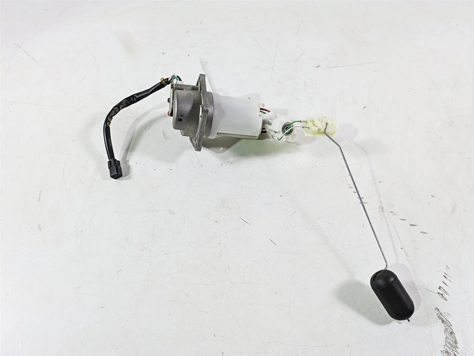 2023 Kawasaki KLR KL 650 Adventure Fuel Gas Petrol Pump & Sender 3K 49040-0799 - Image 3
