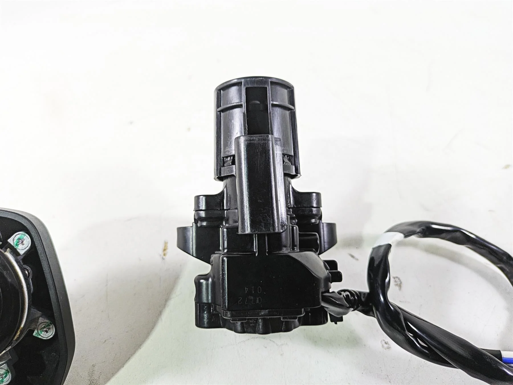 2023 Kawasaki KLR KL 650 Adventure Ignition Switch Key Lock Set 27005-5190 - Image 10